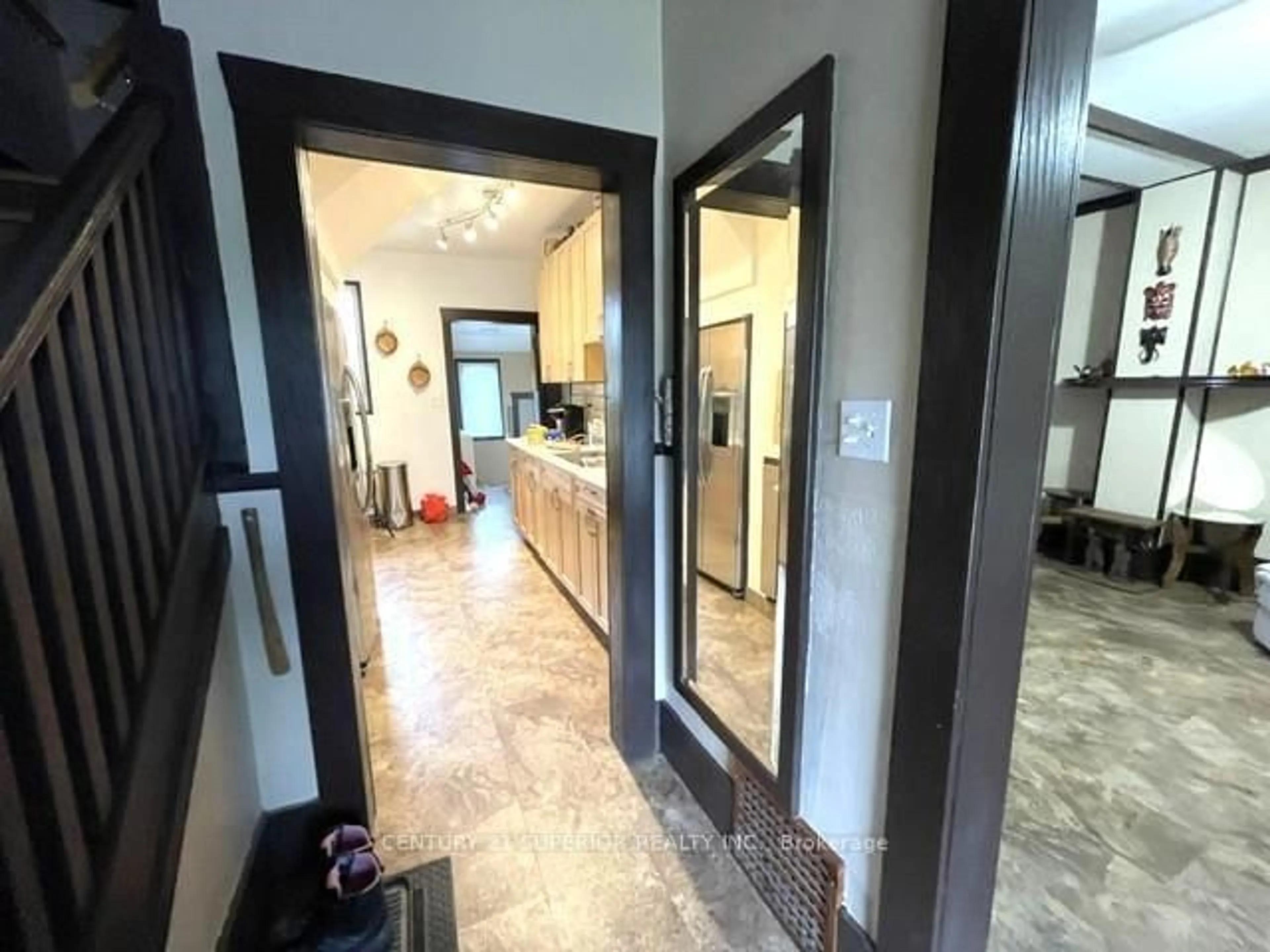 Indoor foyer for 121 Dease Street, Thunder Bay Ontario P7C 2H7