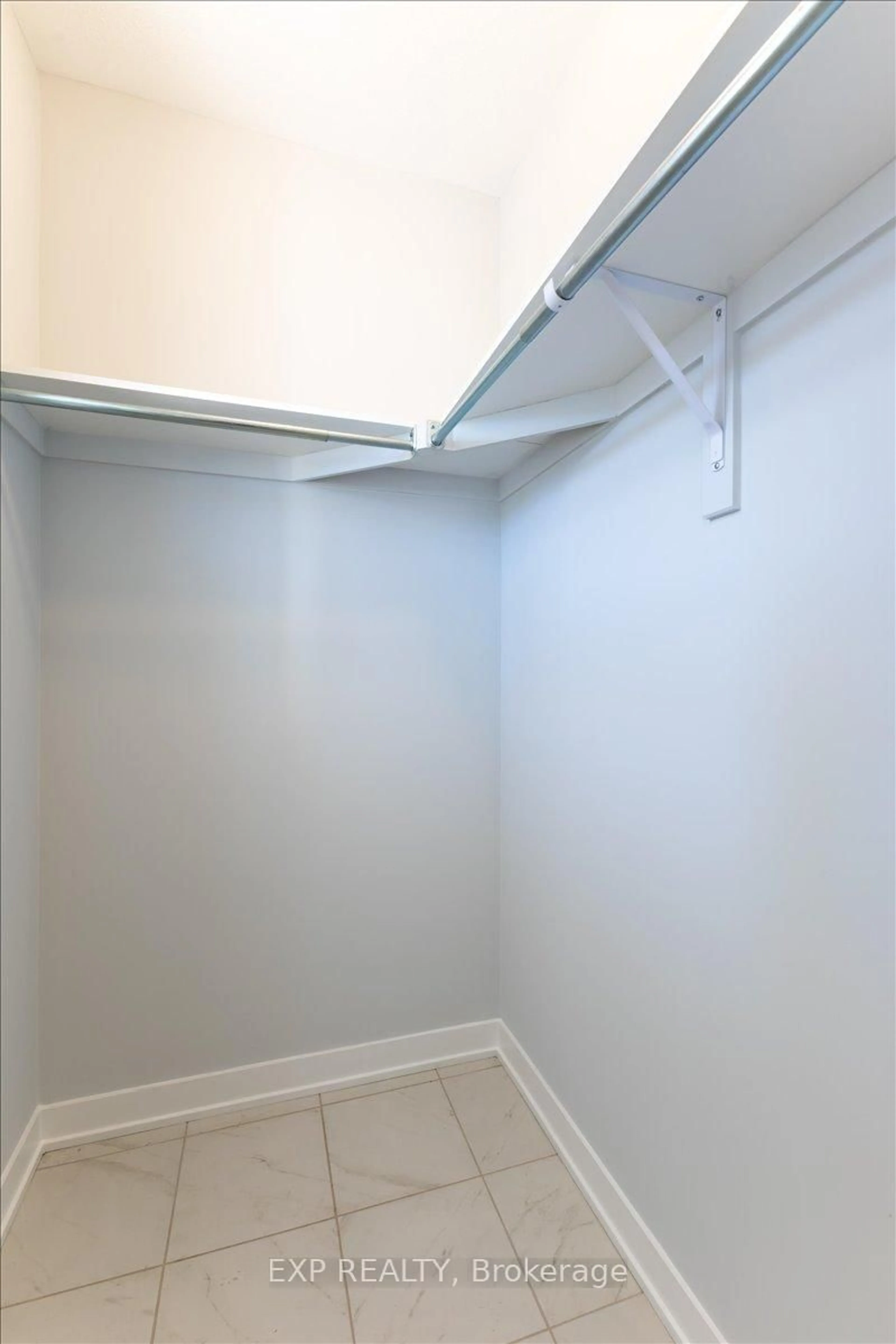 Storage room or clothes room or walk-in closet for 297 Billrian Cres, Stittsville Ontario K2S 3A6