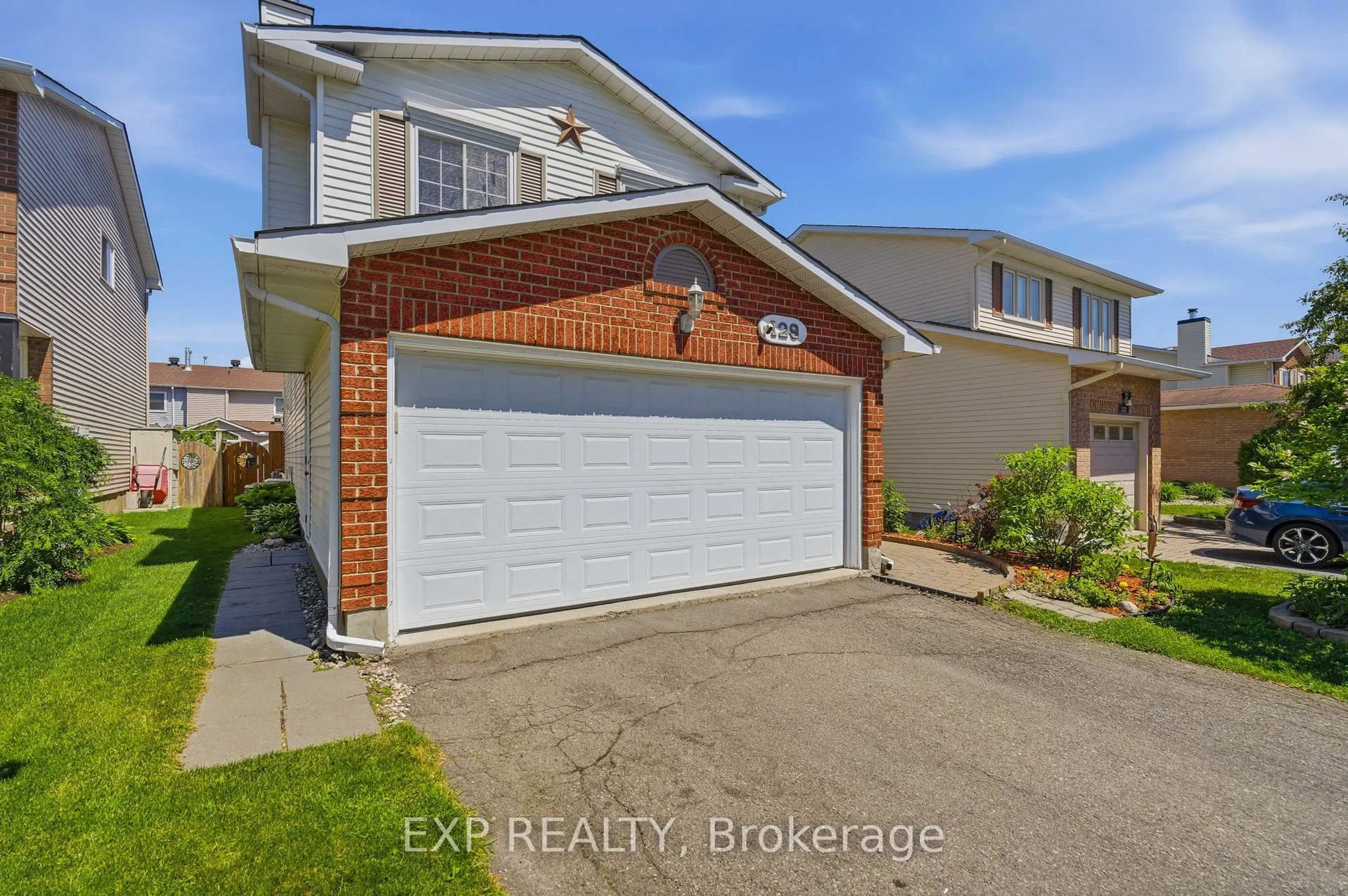 A pic from outside/outdoor area/front of a property/back of a property/a pic from drone, street for 129 PIMPRENELLE Terr, Orleans Ontario K1E 3S7