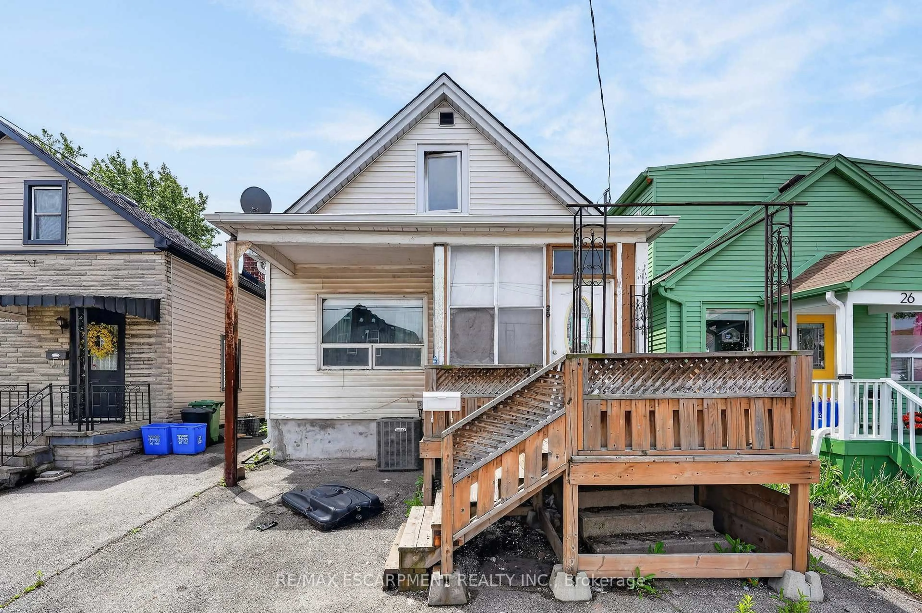 Unknown for 28 Cambridge Ave, Hamilton Ontario L8H 1T5