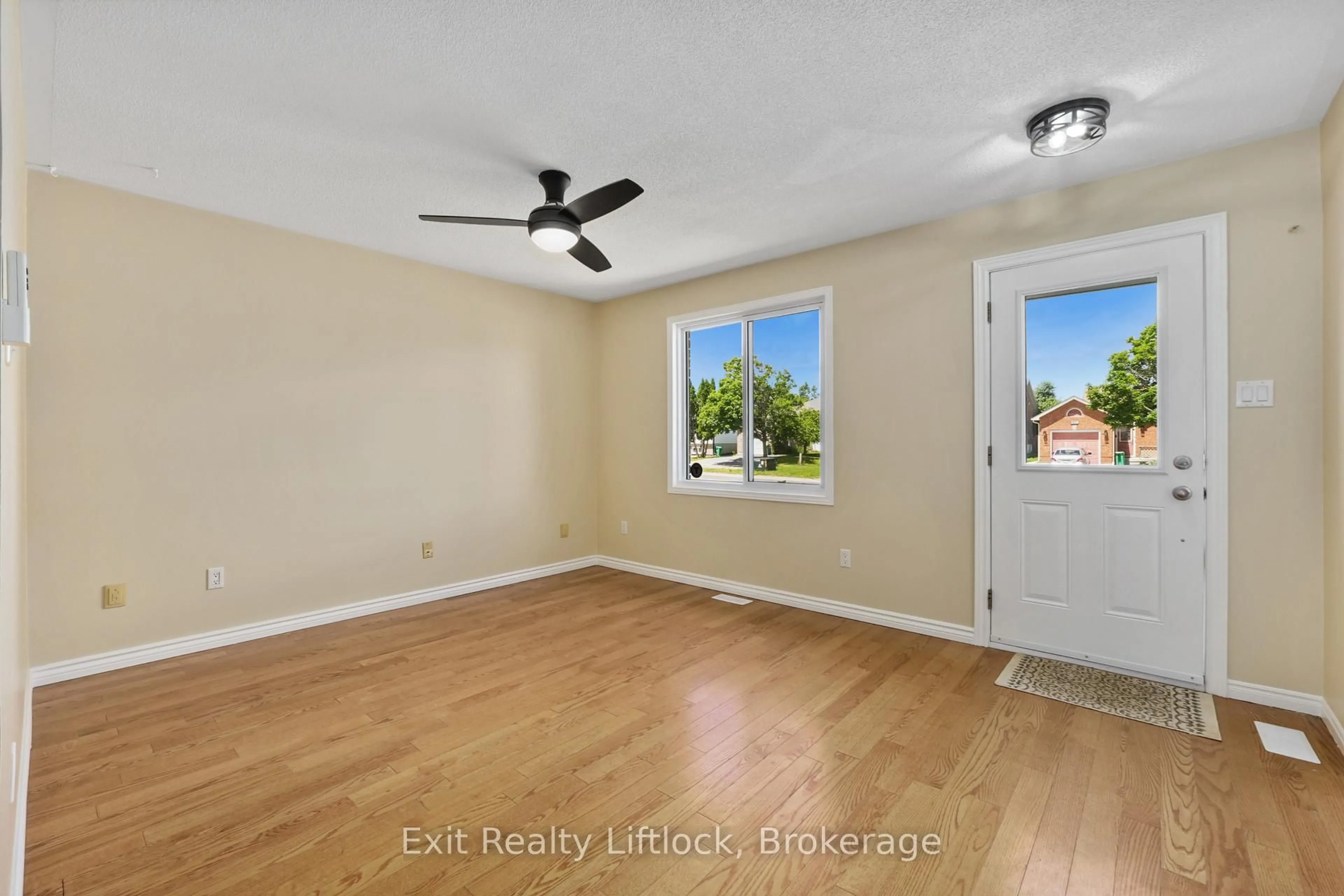 A pic of a room for 129 Towerhill Rd, Peterborough Ontario K9H 7M7