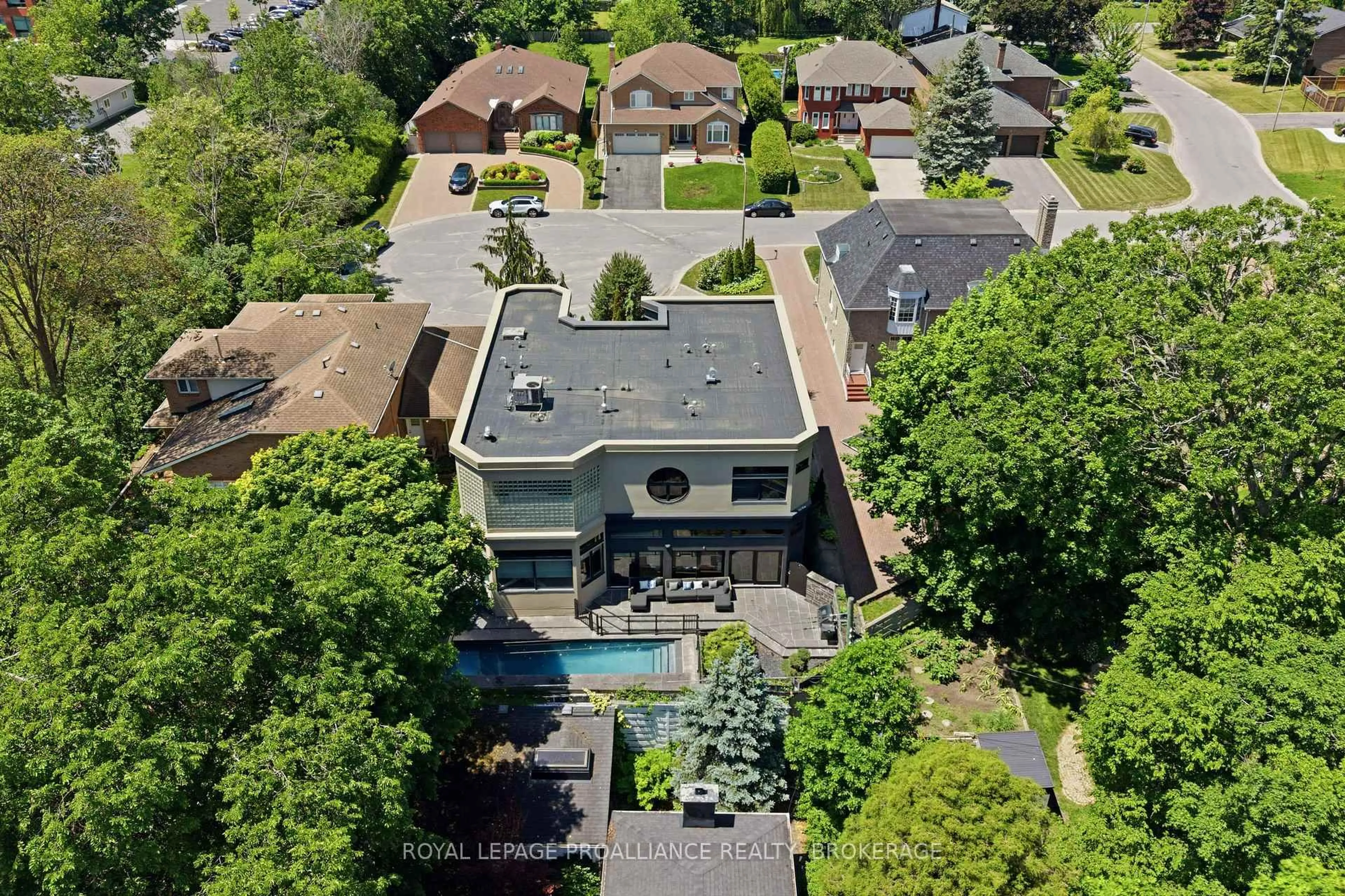 A pic from outside/outdoor area/front of a property/back of a property/a pic from drone, street for 3 Authors Lane, Kingston Ontario K7M 7W7