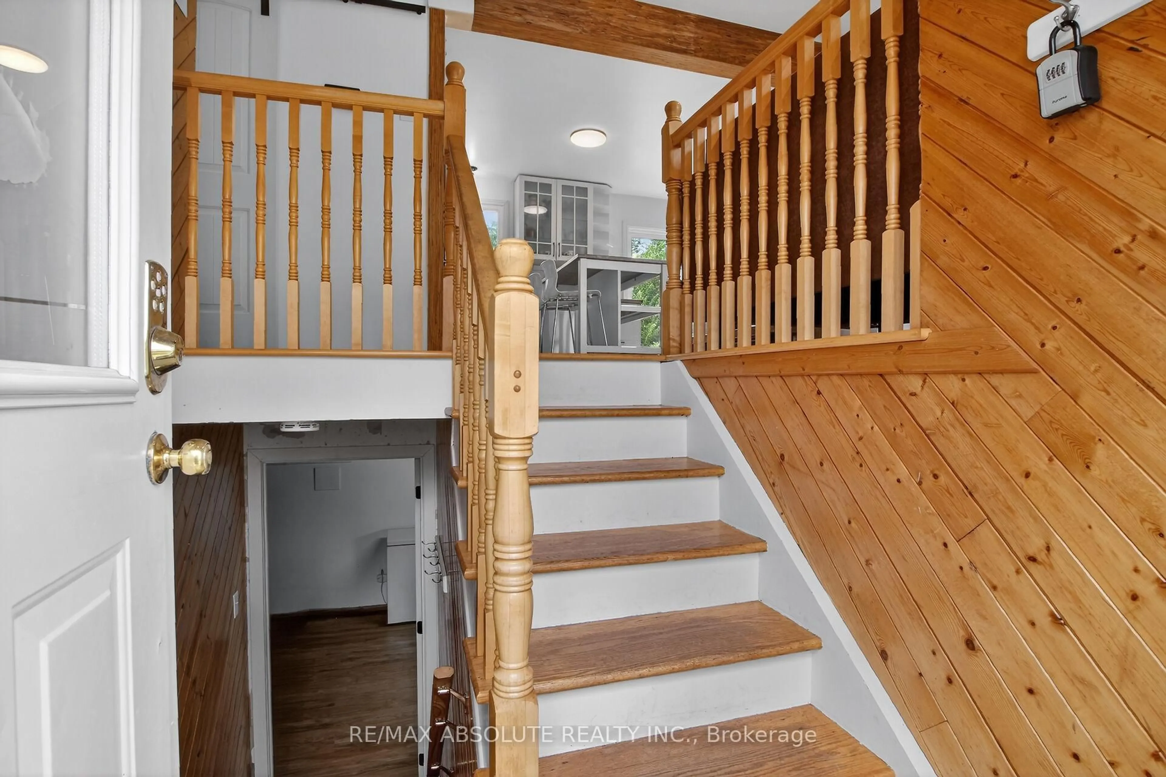 Stairs for 900 Concession 5 Rd, Alfred and Plantagenet Ontario K0B 1L0