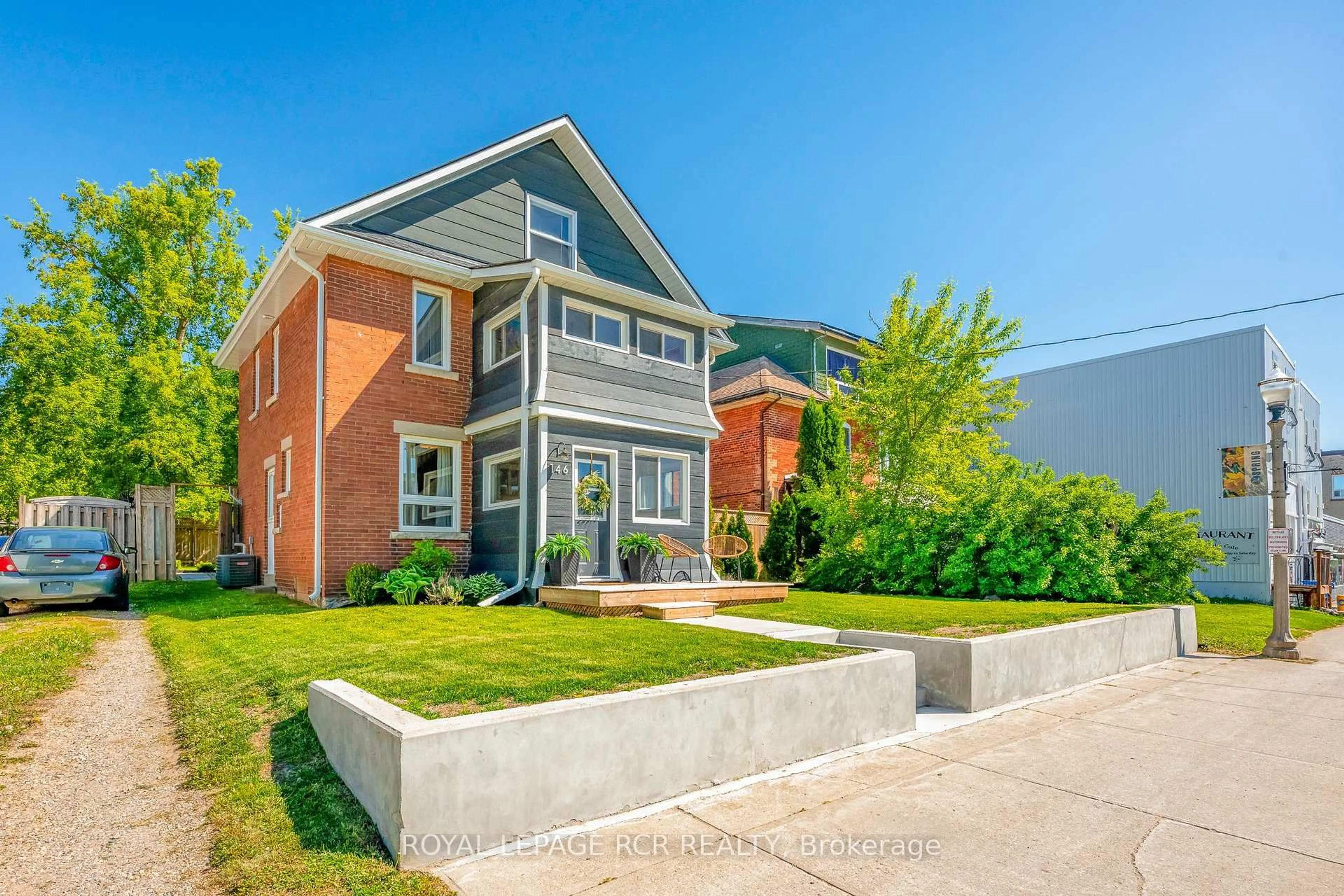 Home with brick exterior material, street for 146 Main St, Shelburne Ontario L9V 2X8