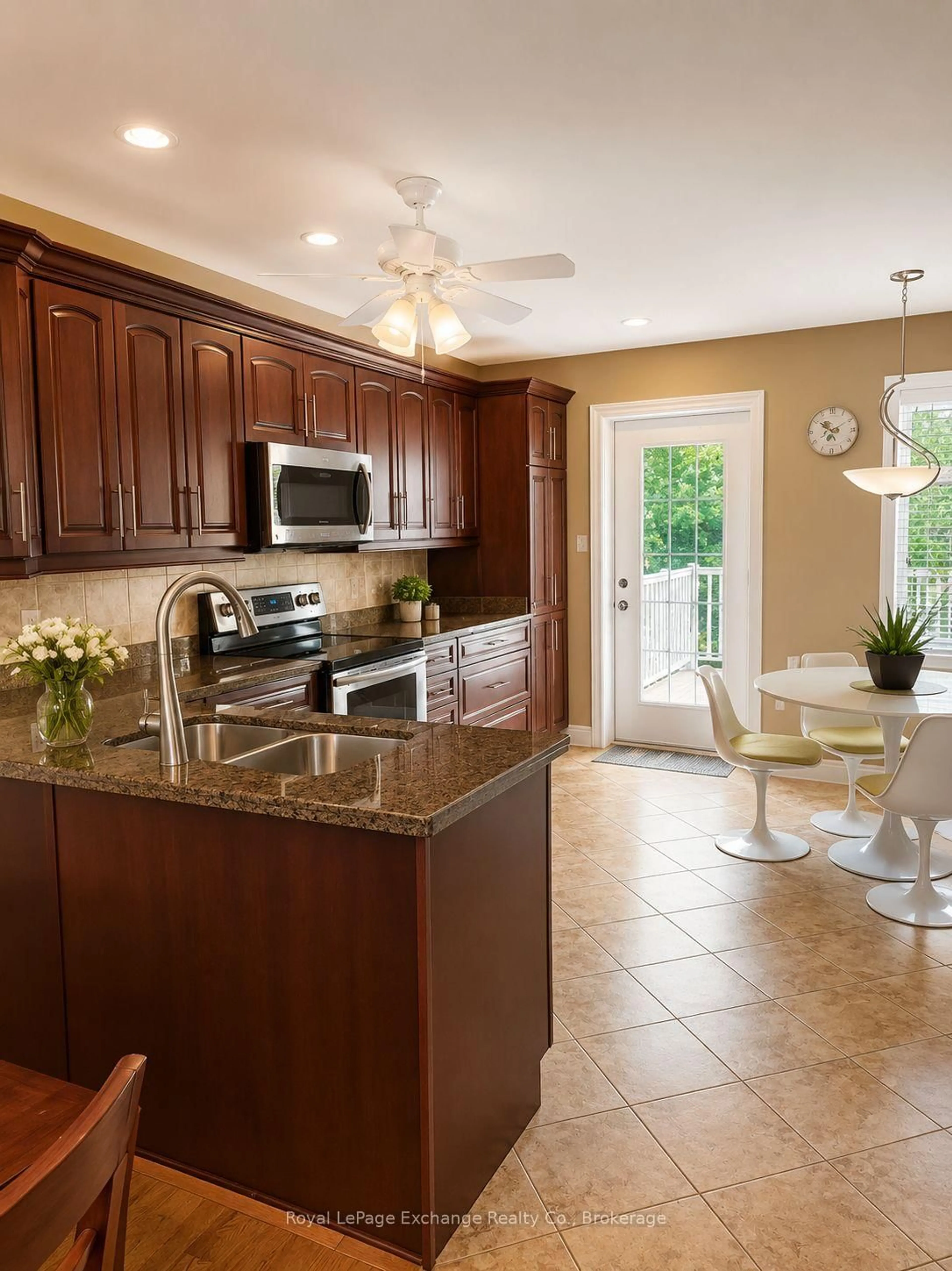 Open concept kitchen, ceramic/tile floor for 15 Palisade Pl, Sudbury Remote Area Ontario P3A 5Y8