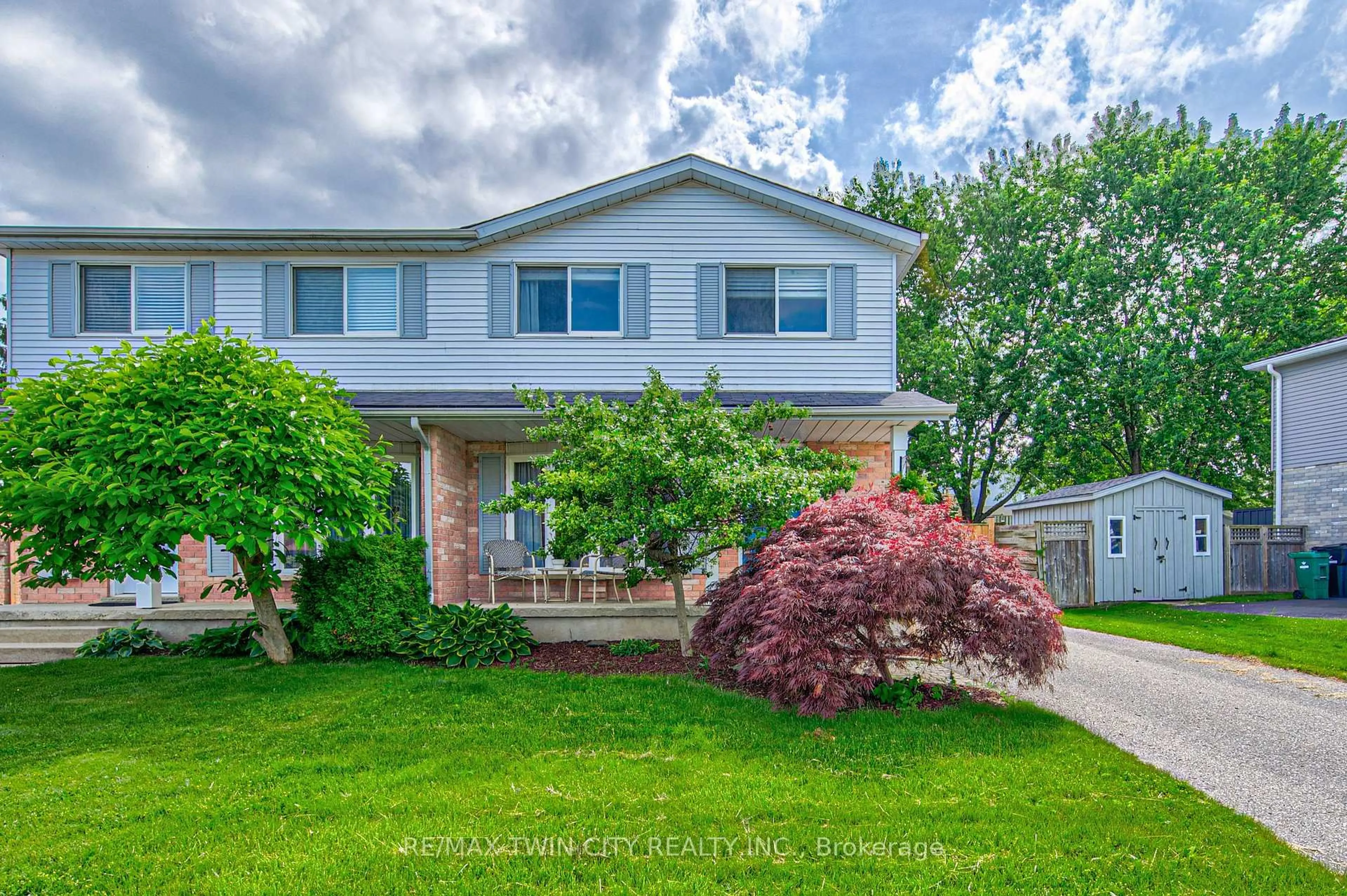 Home with vinyl exterior material, street for 29 Benesfort Dr, Kitchener Ontario N2N 3B4
