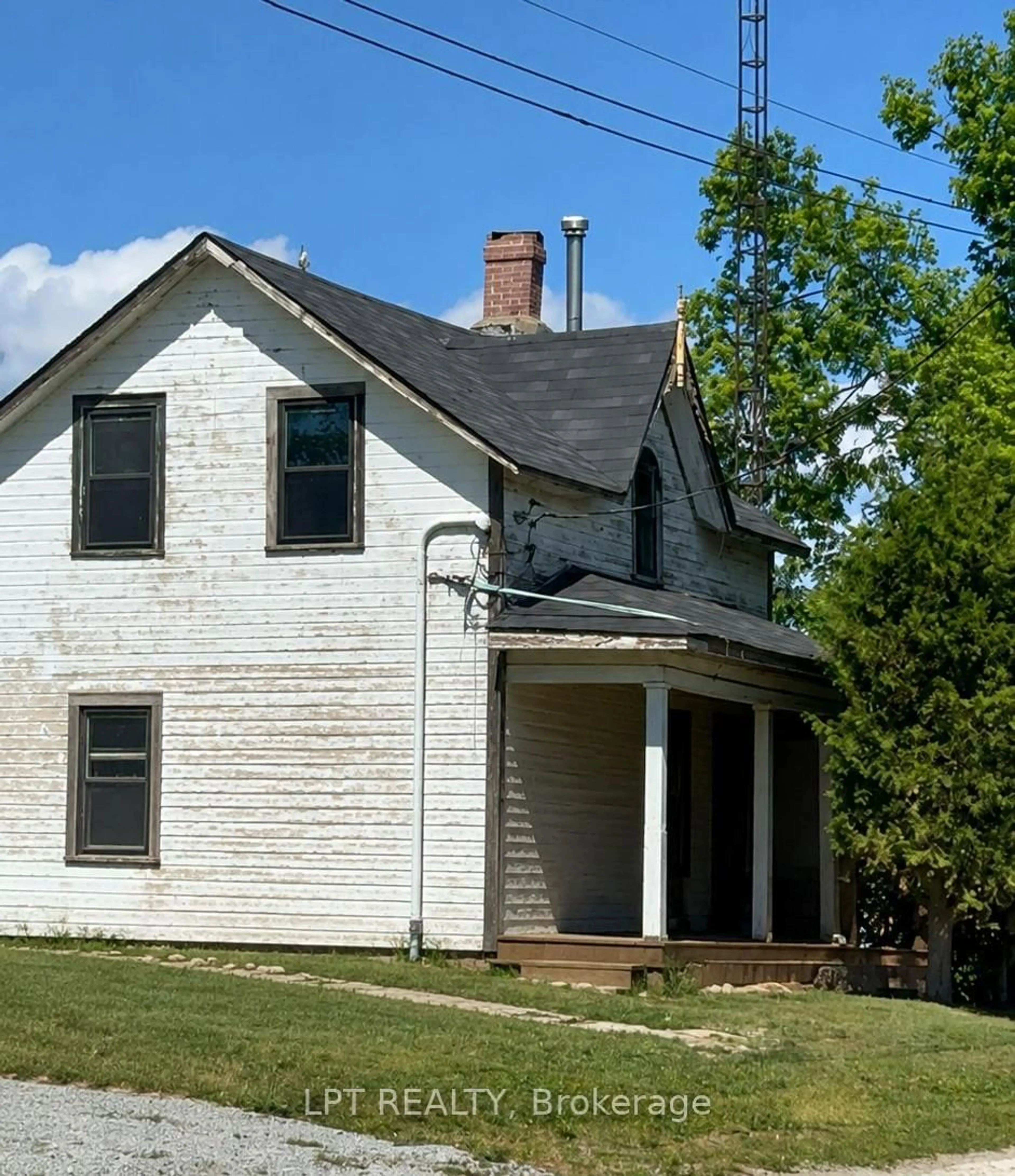 Home with brick exterior material, building for 261 Glenarm Rd, Kawartha Lakes Ontario K0M 2T0