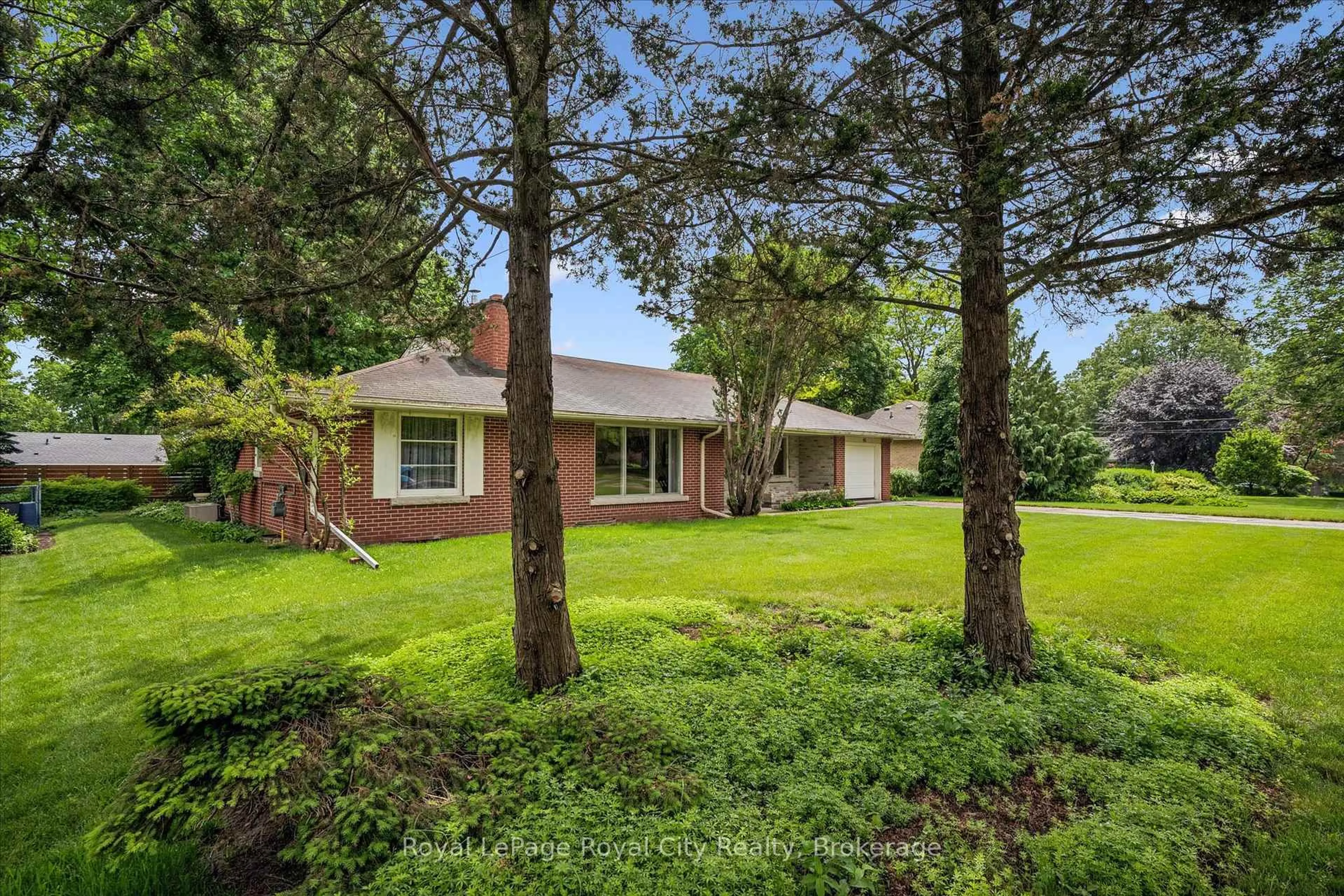 Unknown for 45 Waverley Dr, Guelph Ontario N1E 1G7
