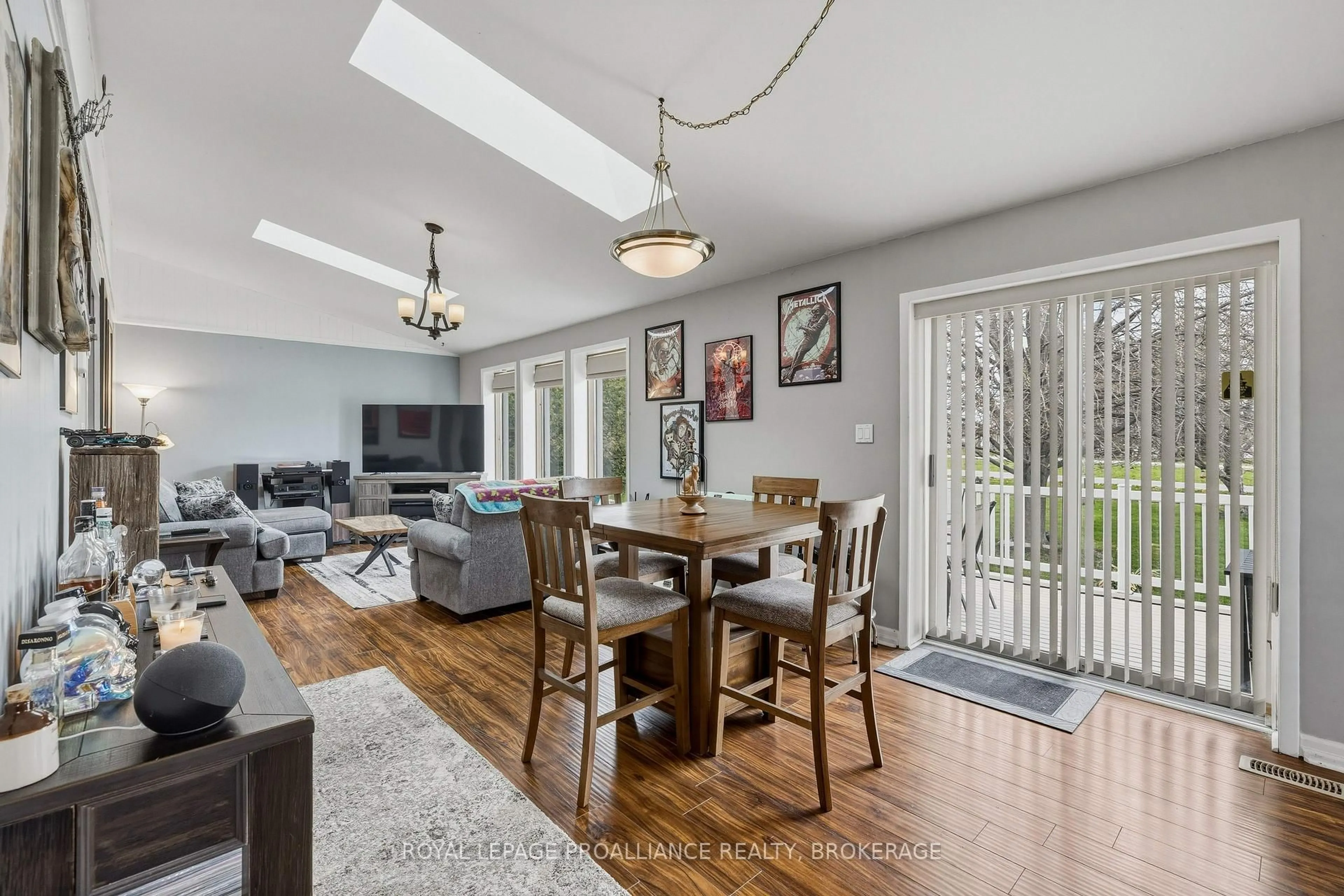 Open concept kitchen, wood/laminate floor for 706 Spithead Rd, Gananoque Ontario K7G 2V6