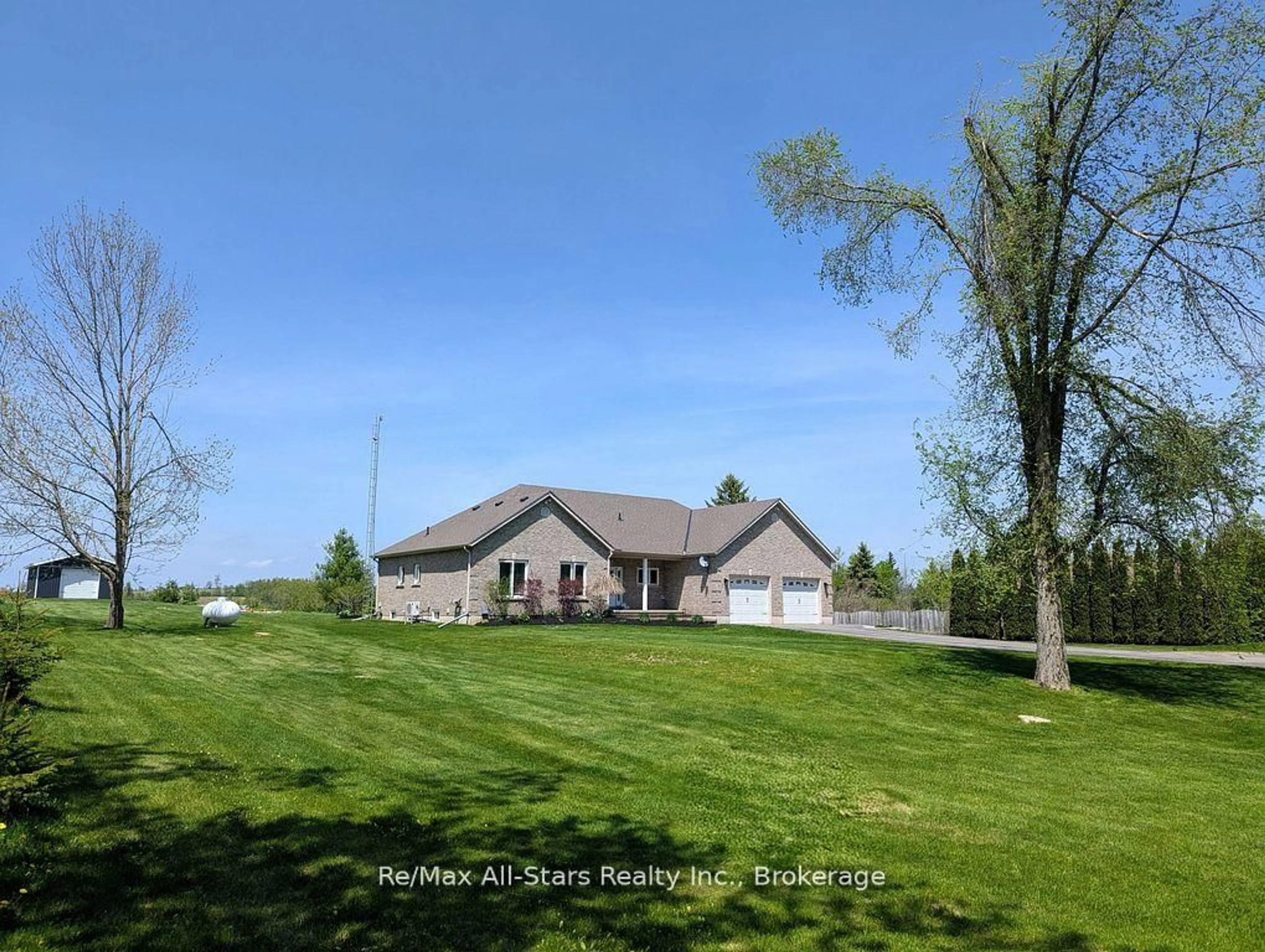 A pic from outside/outdoor area/front of a property/back of a property/a pic from drone, unknown for 664 BLAND Line, Cavan Monaghan Ontario L0A 1C0