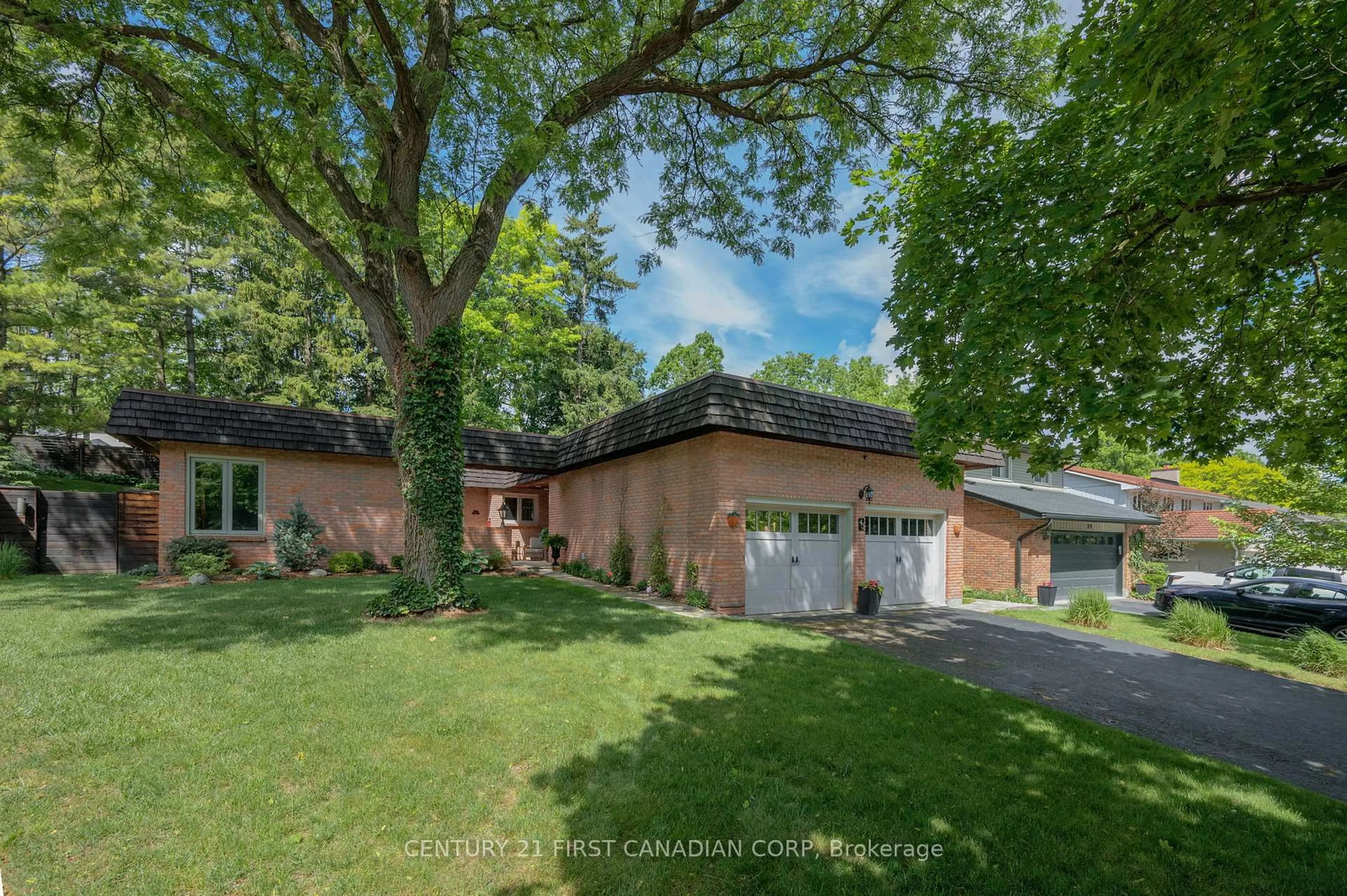 Unknown for 43 Compton Cres, London South Ontario N6C 4E9
