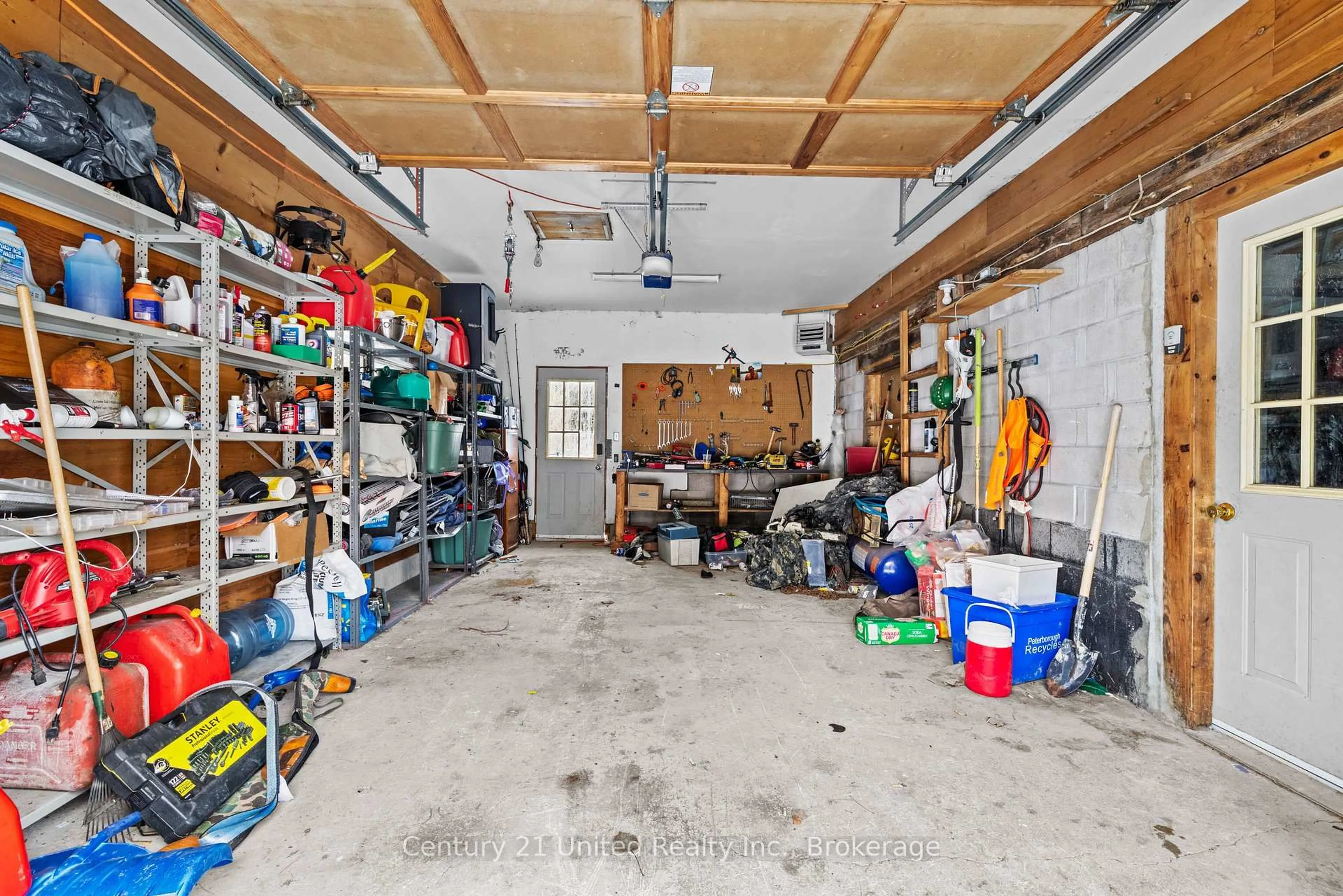 Indoor garage for 2234 Mccrackens Landing Rd, Douro-Dummer Ontario K0L 2H0