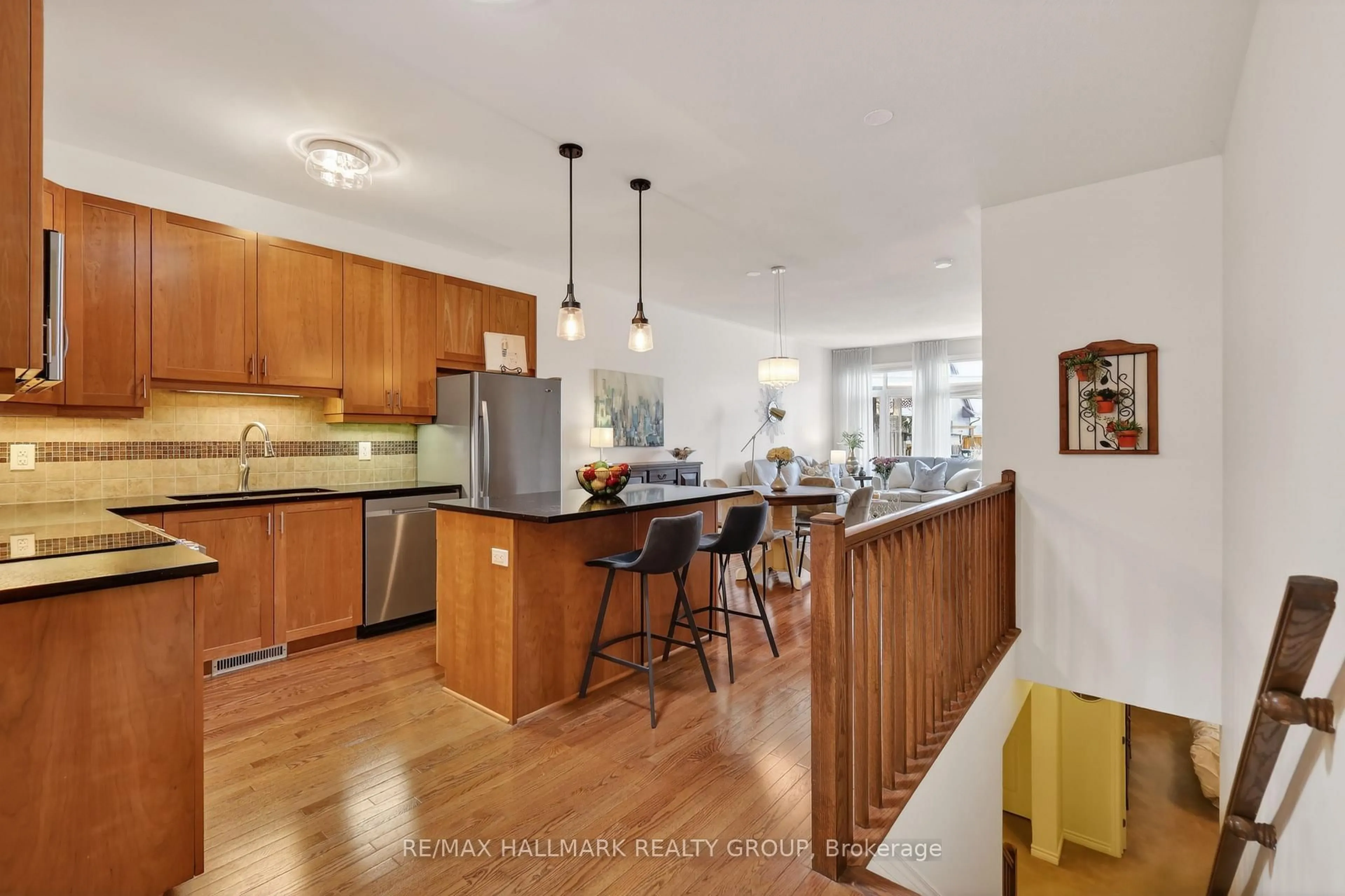Open concept kitchen, unknown for 236 Bulrush Cres, Ottawa Ontario K1T 0E6