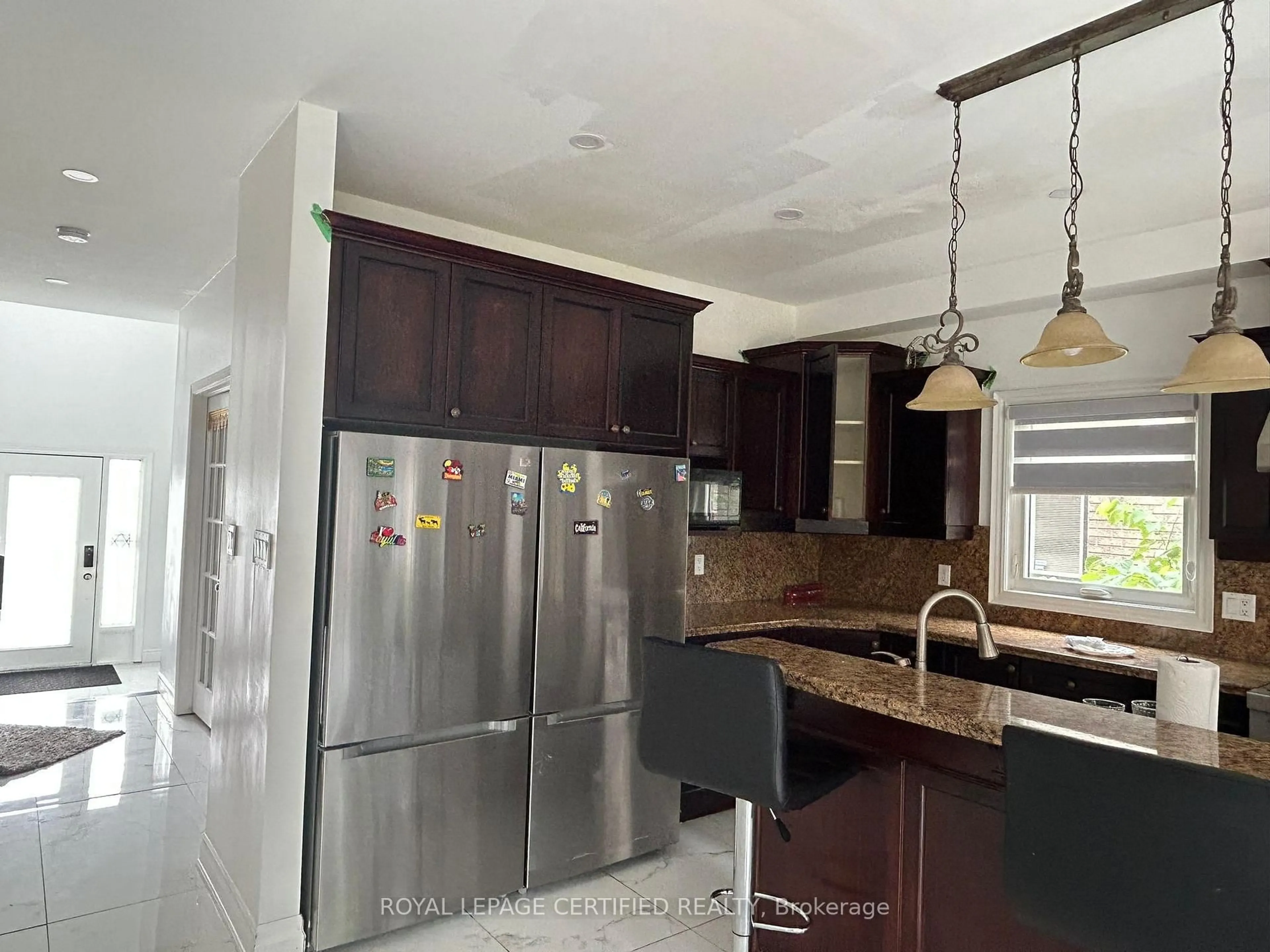 Open concept kitchen, unknown for 197 Joshua Ave, Hamilton Ontario L9K 1R7