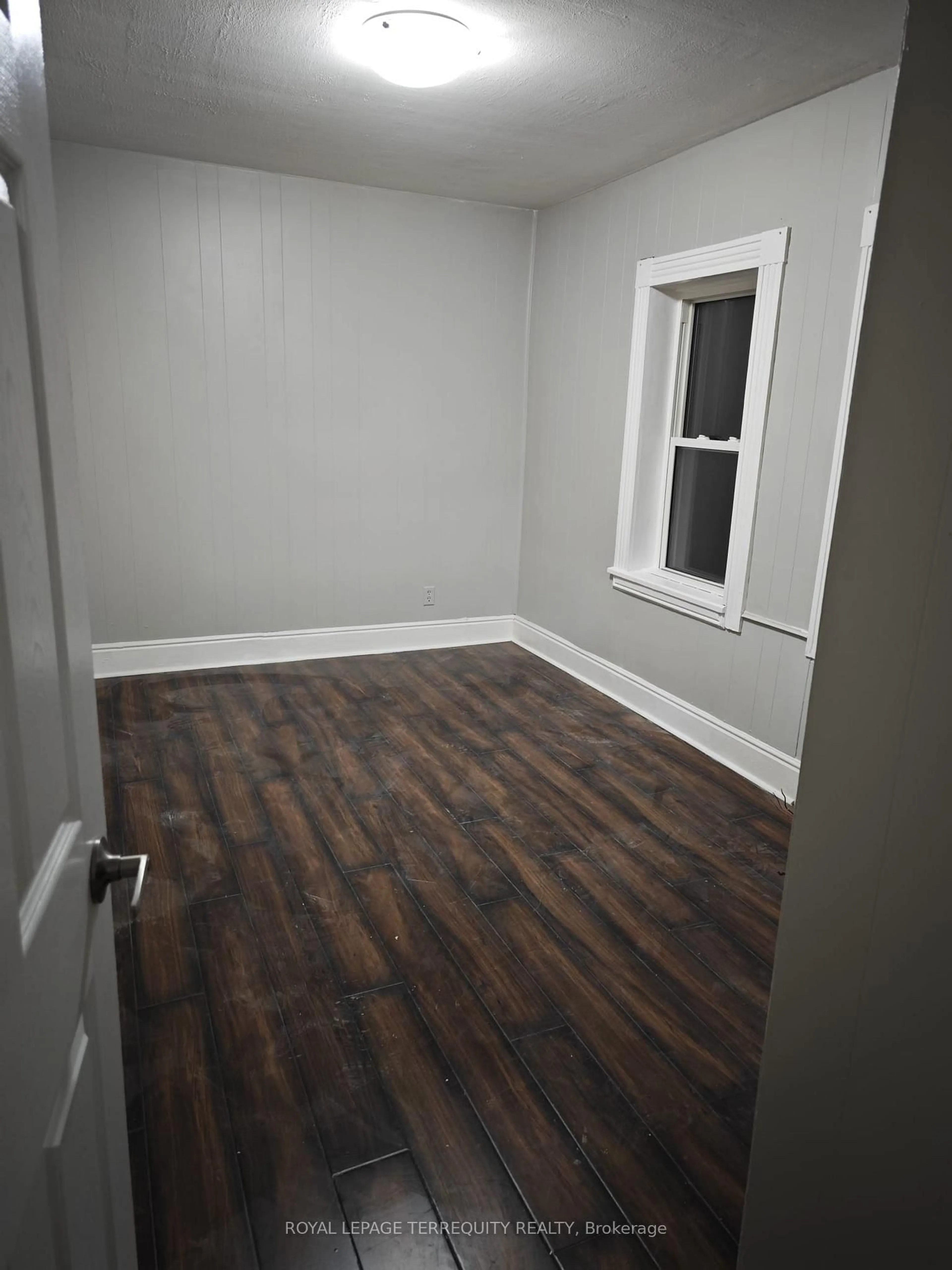 A pic of a room for 12 Gibson St, Parry Sound Ontario P2A 1W7