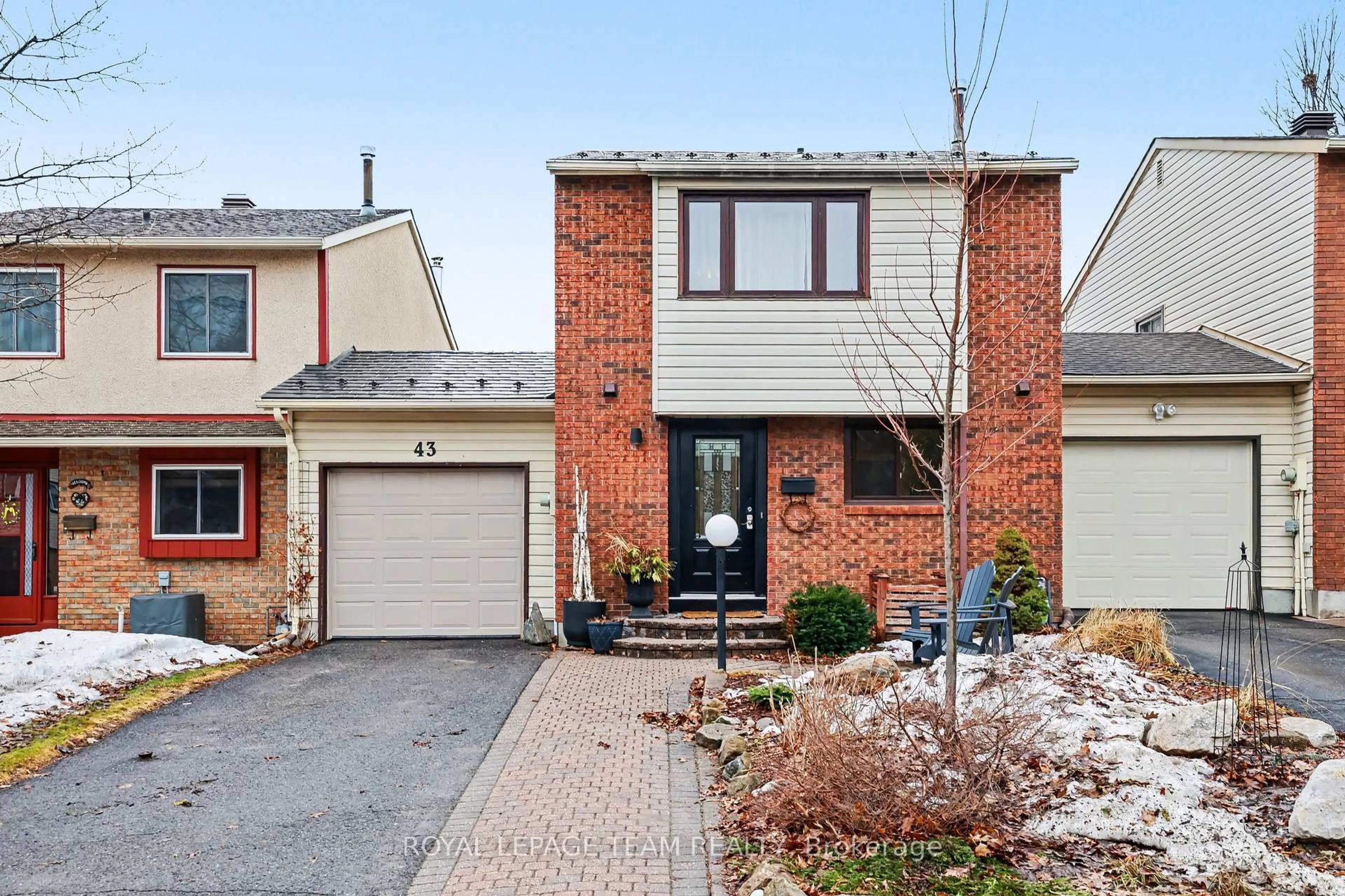 Home with brick exterior material, street for 43 Whelan Dr, Ottawa Ontario K2J 2A3