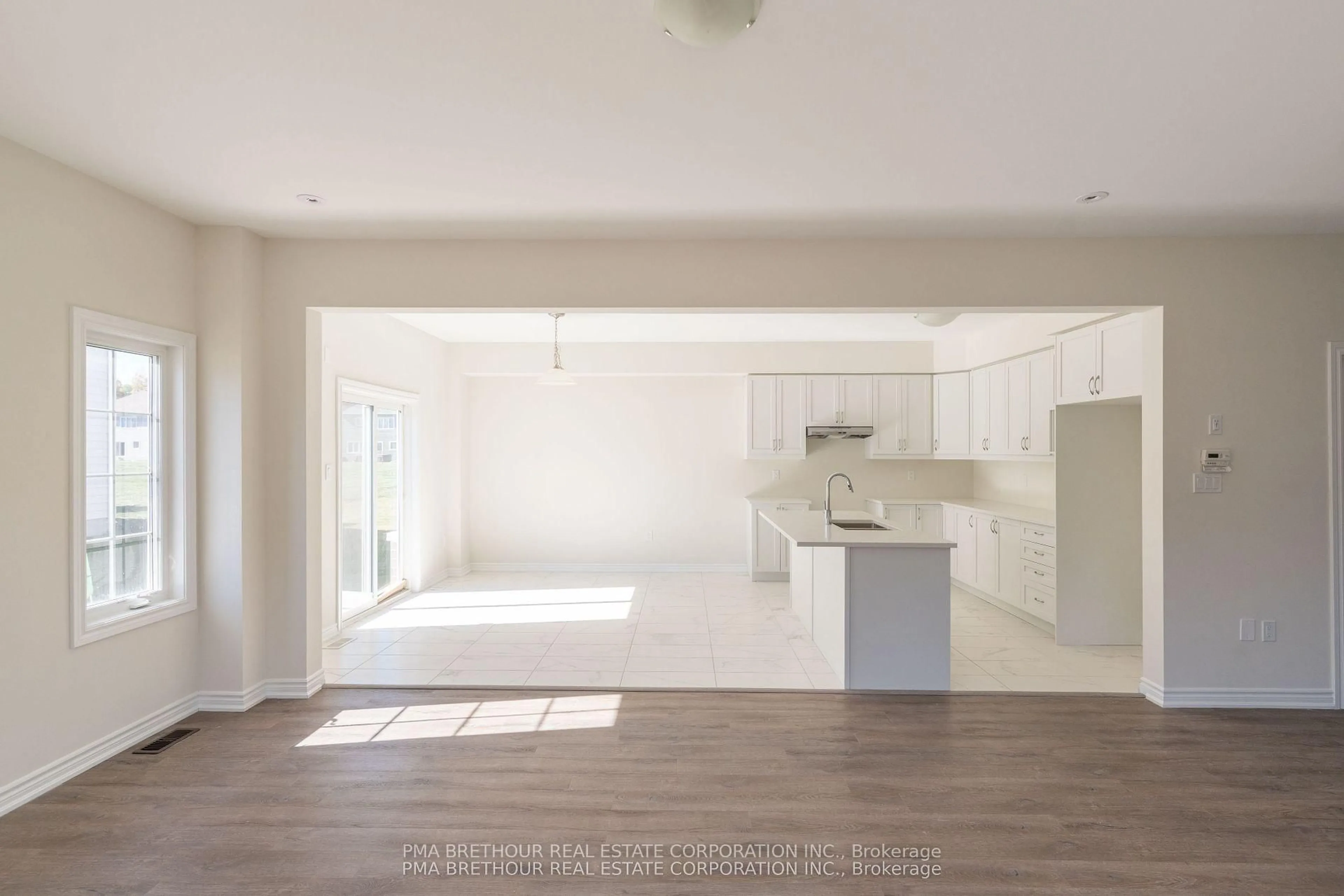 Open concept kitchen, unknown for 460 Beechwood Forest Lane, Gravenhurst Ontario P1P 1A7