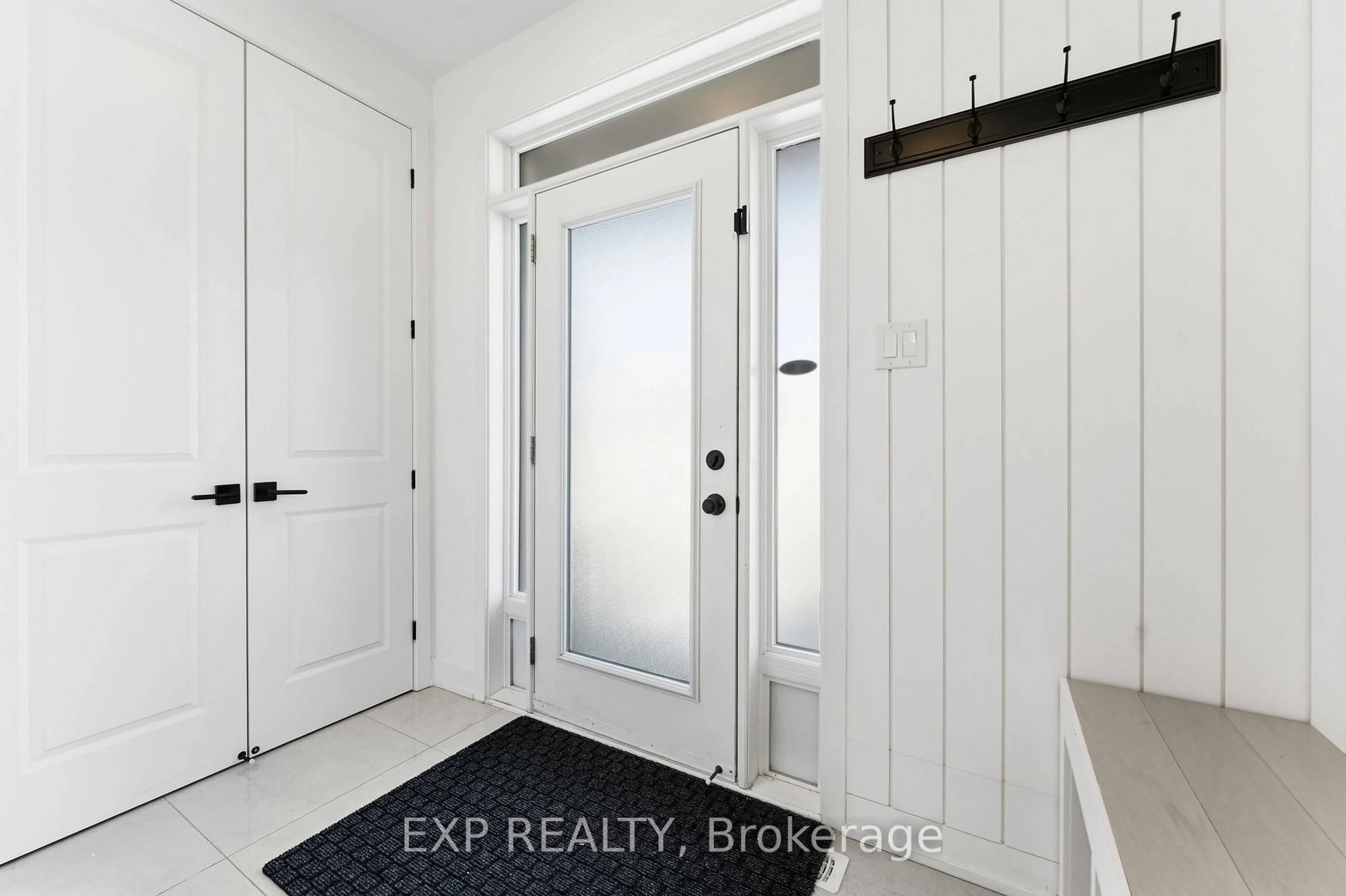 Indoor entryway for 701 Odyssey Way, Ottawa Ontario K1T 0V3