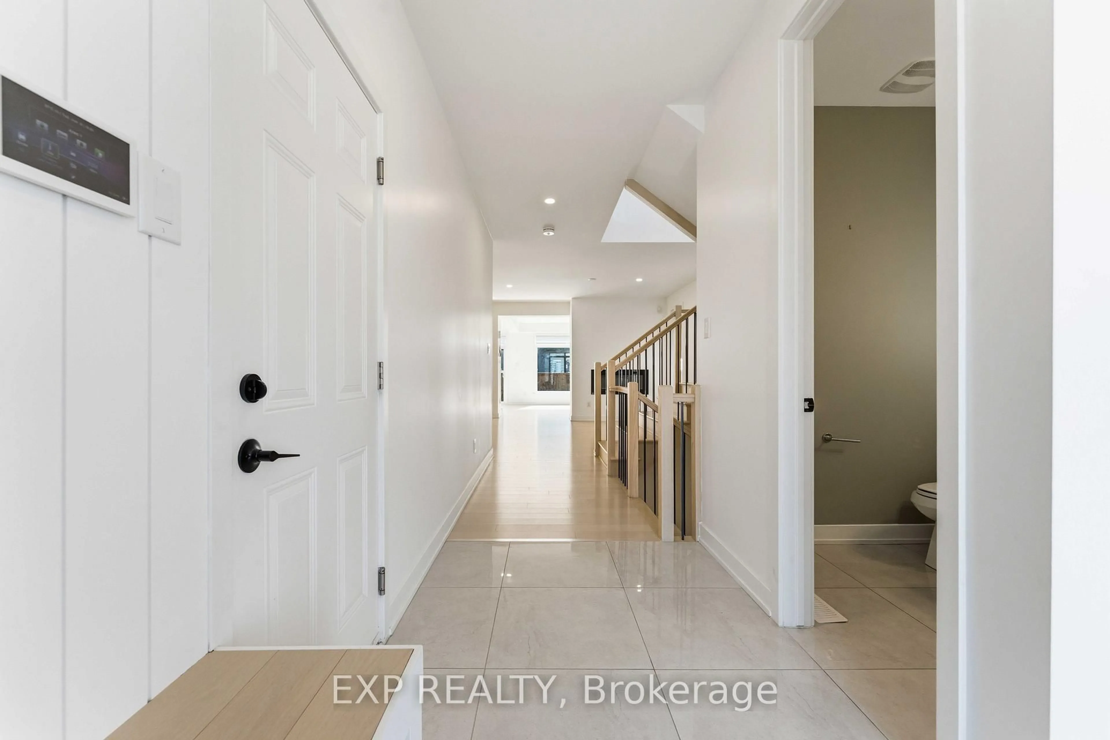 Indoor entryway for 701 Odyssey Way, Ottawa Ontario K1T 0V3