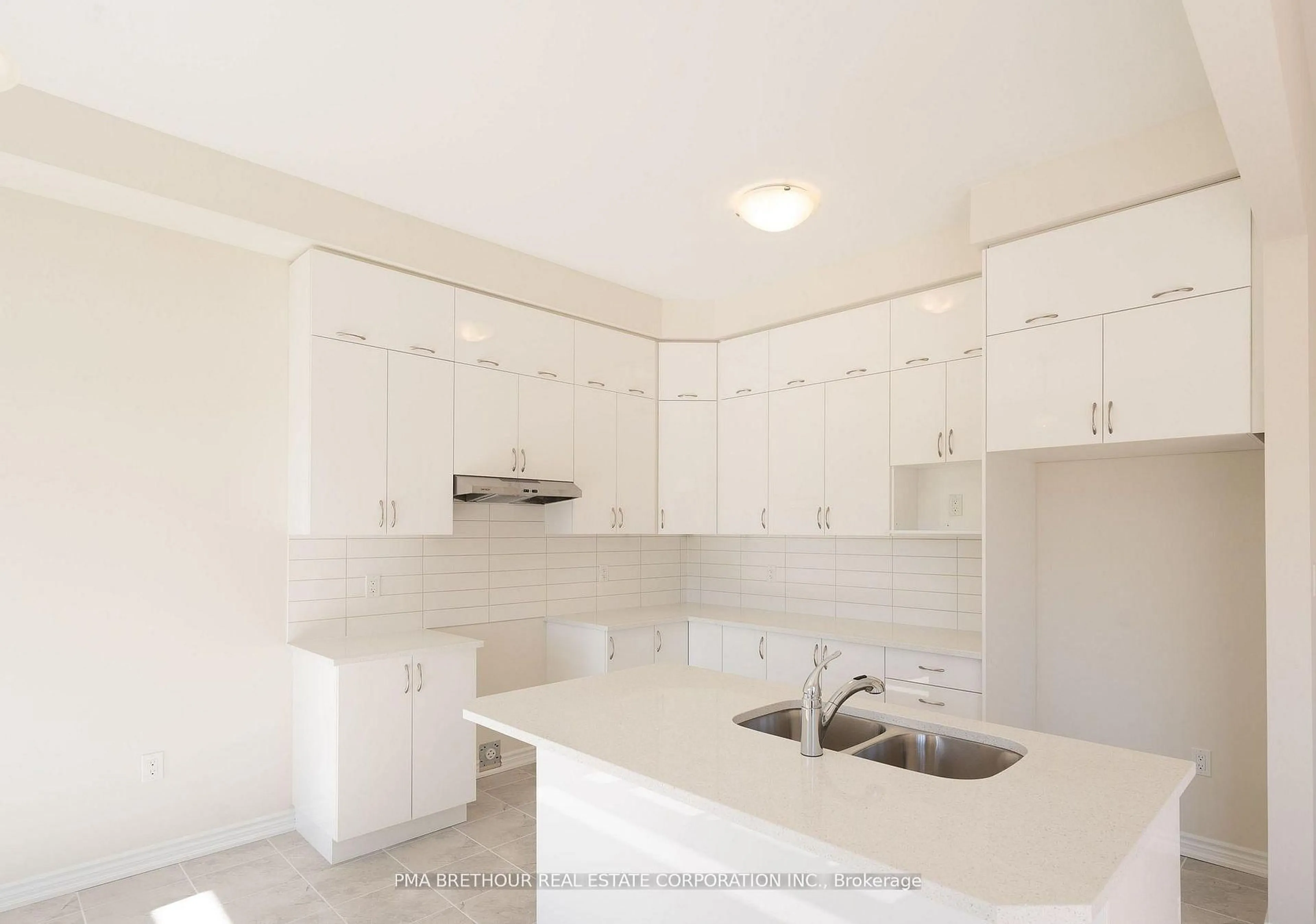 Standard kitchen, unknown for 400 Beechwood Forest Lane, Gravenhurst Ontario P1P 1A7