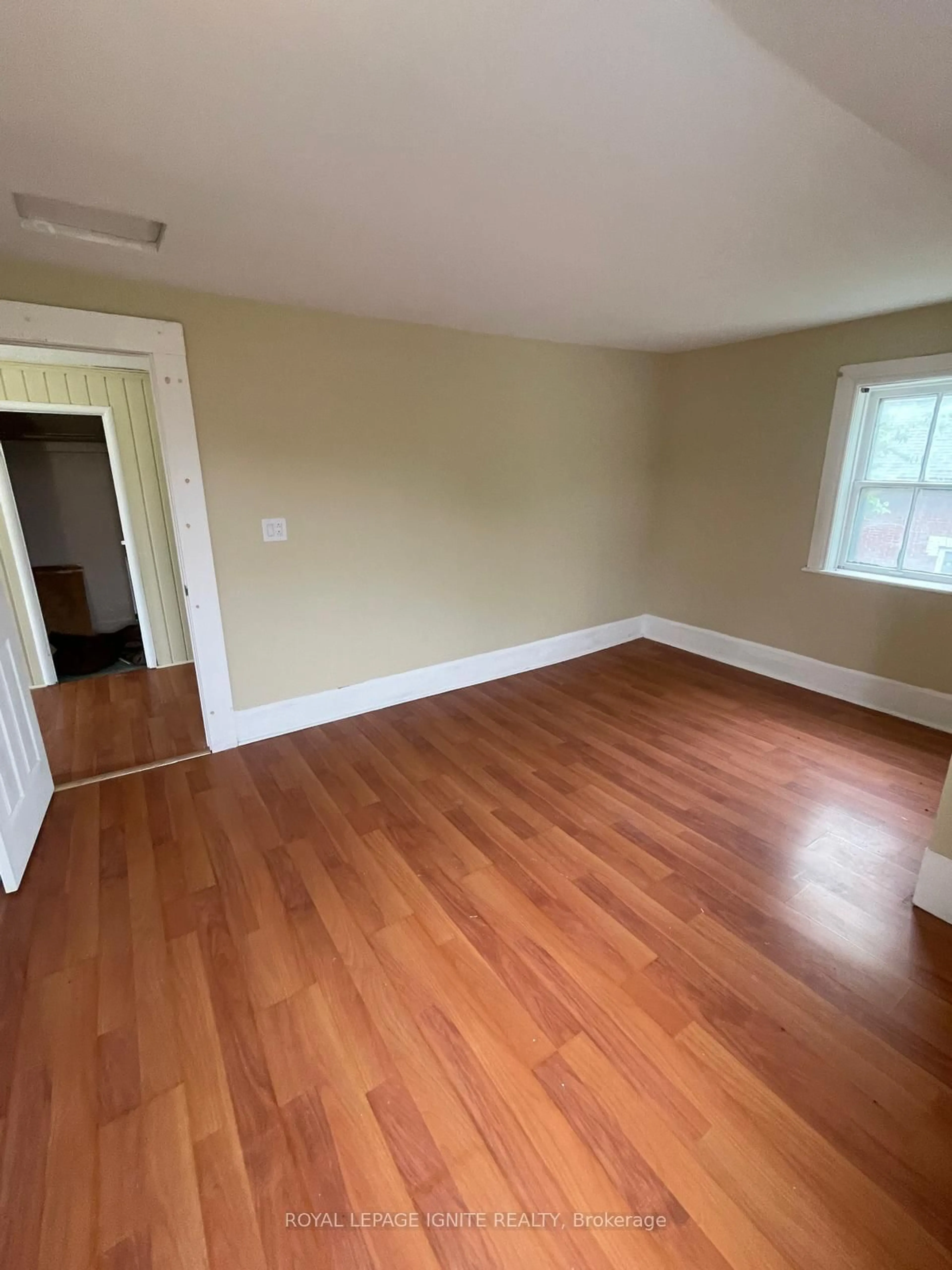 A pic of a room for 118 Lindsay St, Kawartha Lakes Ontario K9V 2M7