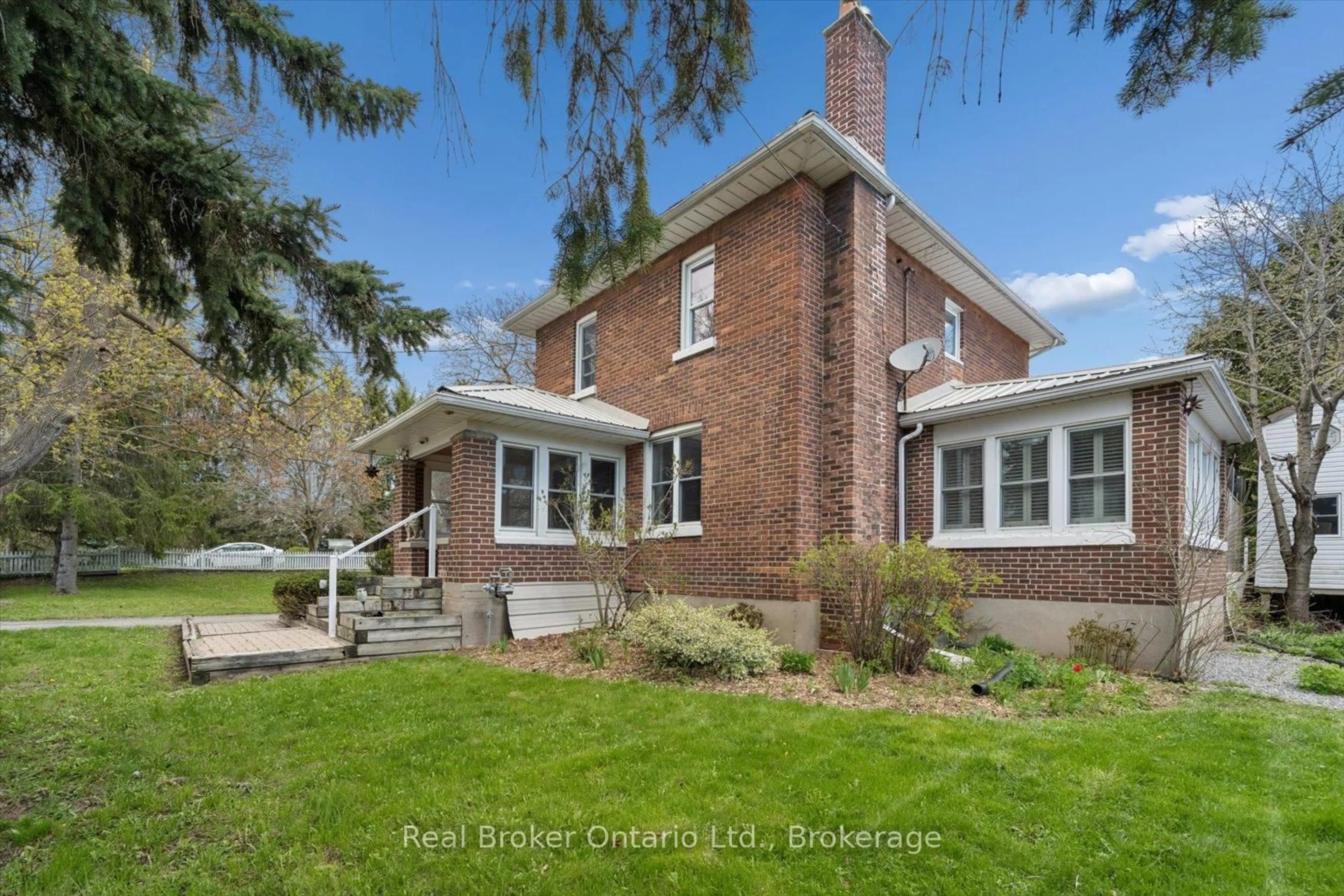 Home with brick exterior material, street for 89 Rose Glen Rd, Port Hope Ontario L1A 3V6