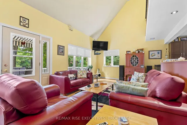 196 Old River Rd, Leeds and the Thousand Islands 5