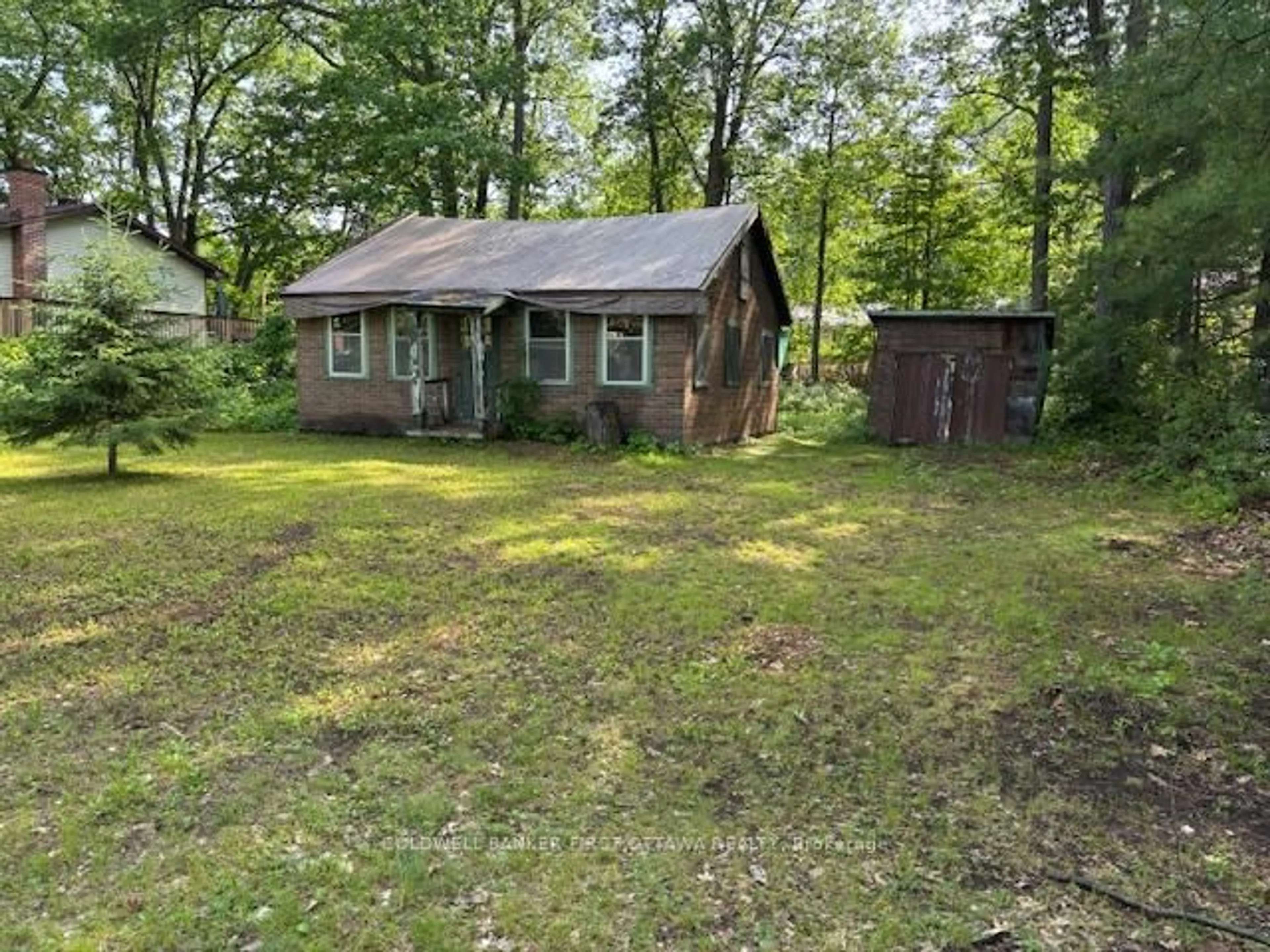 Shed for 123 Bayview Dr, Ottawa Ontario K0A 3M0