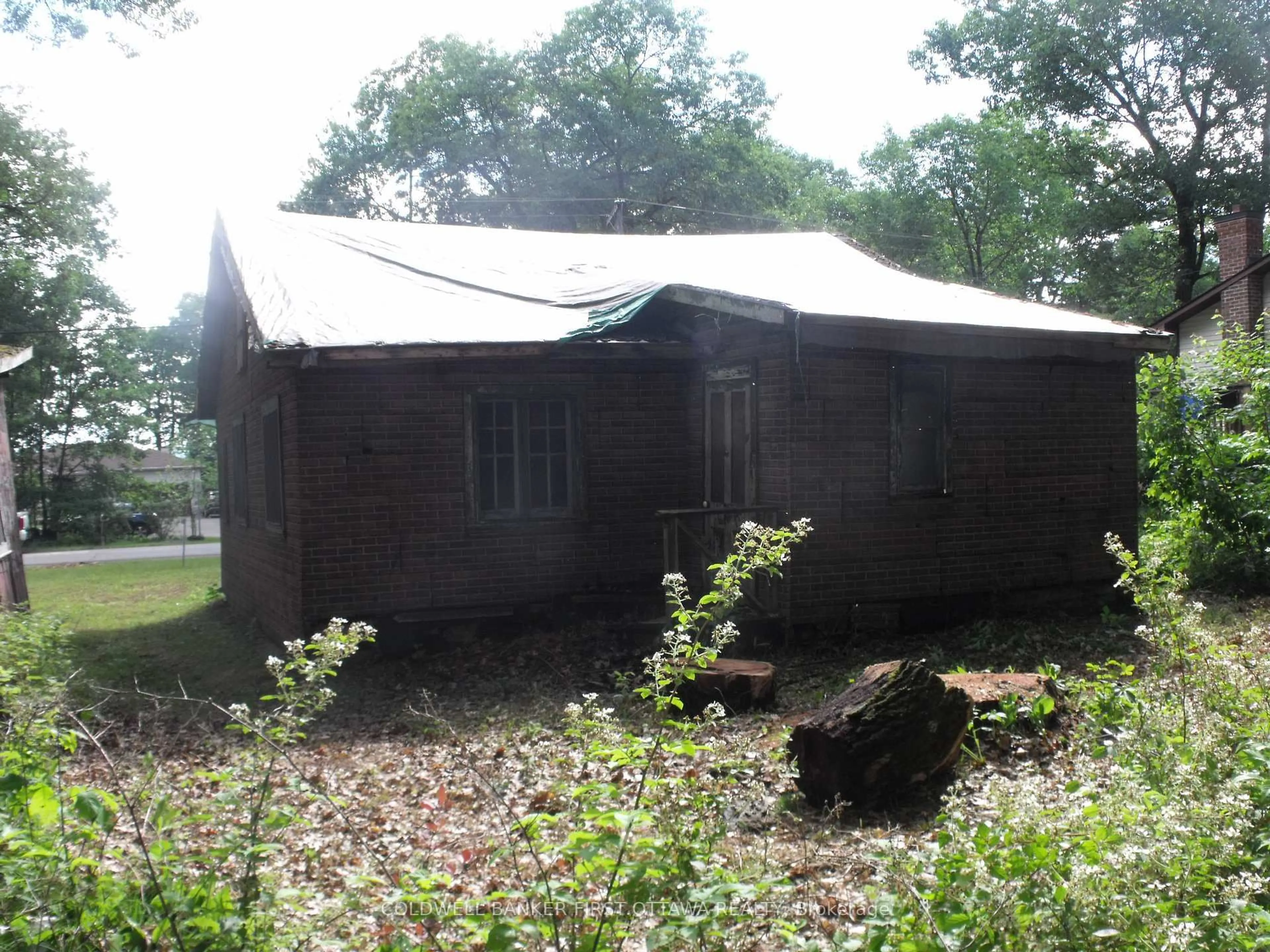 Shed for 123 Bayview Dr, Ottawa Ontario K0A 3M0