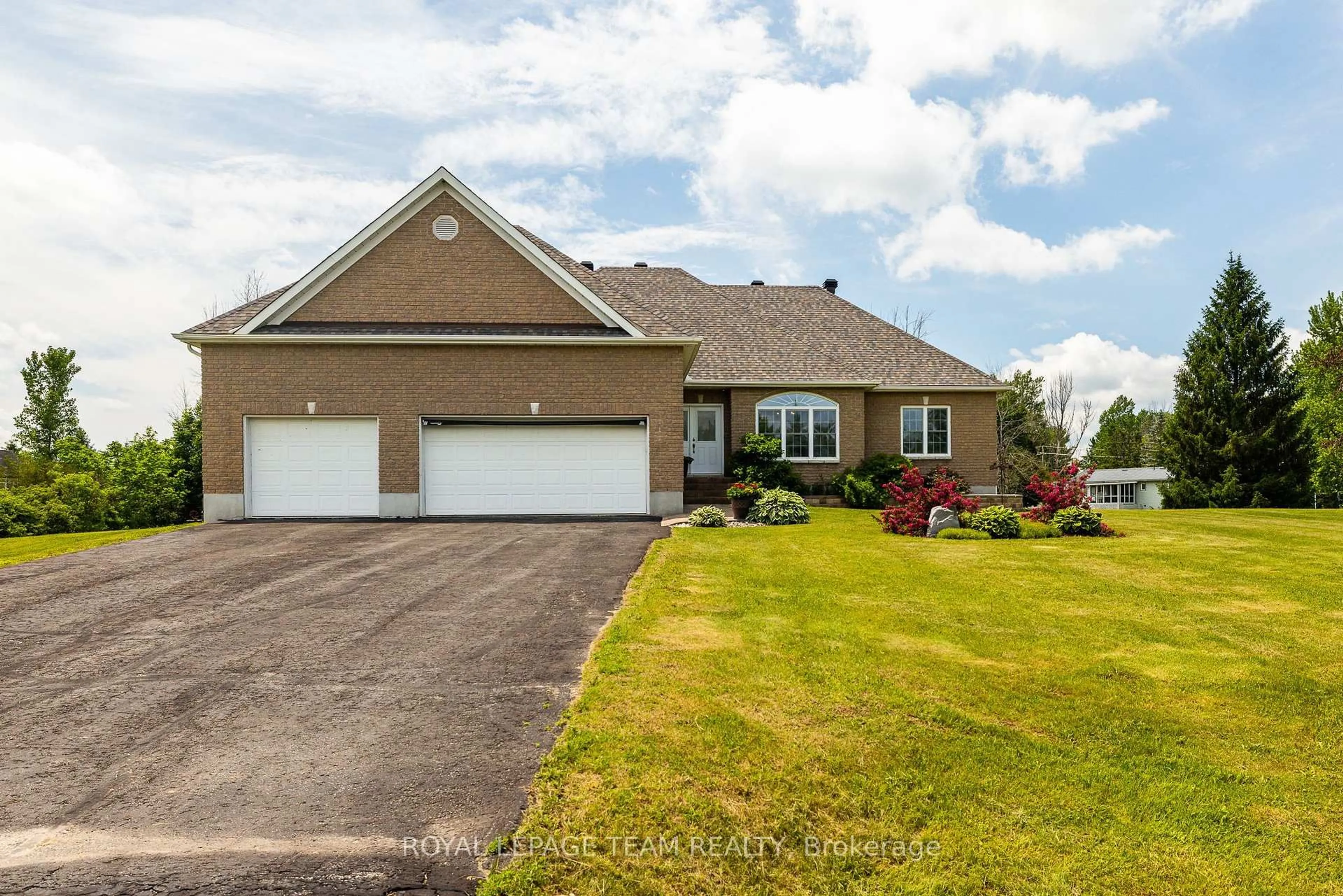 A pic from outside/outdoor area/front of a property/back of a property/a pic from drone, unknown for 67 Regiment Rd, North Grenville Ontario K0G 1J0