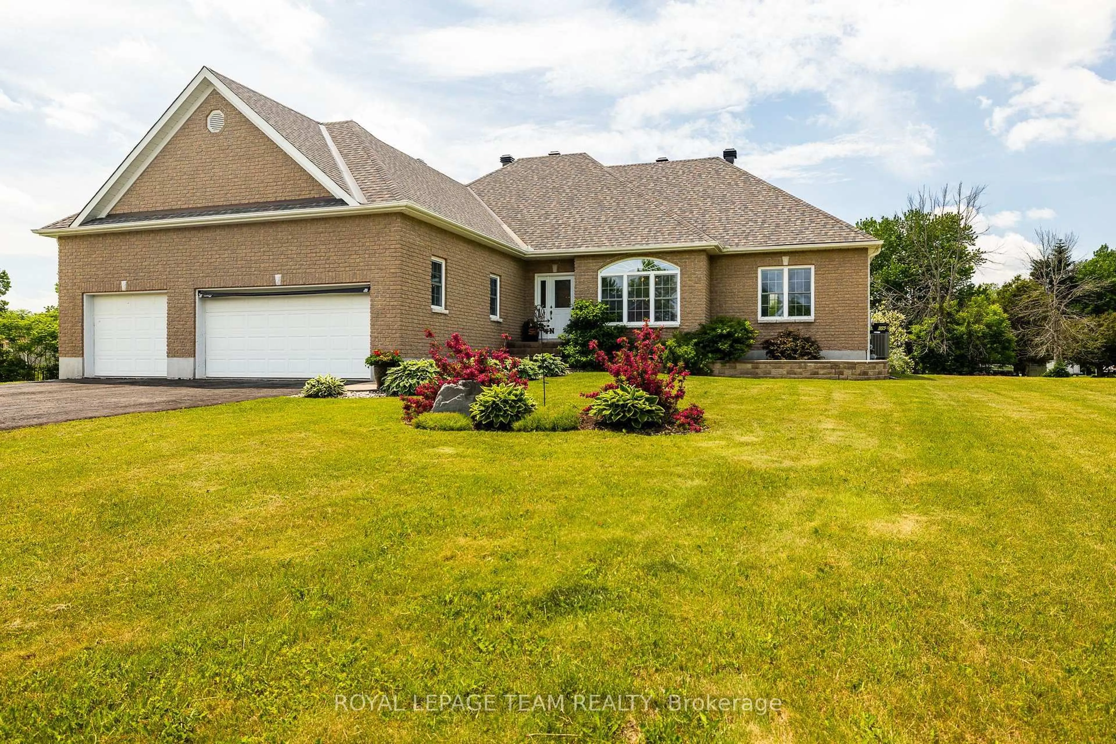 A pic from outside/outdoor area/front of a property/back of a property/a pic from drone, unknown for 67 Regiment Rd, North Grenville Ontario K0G 1J0