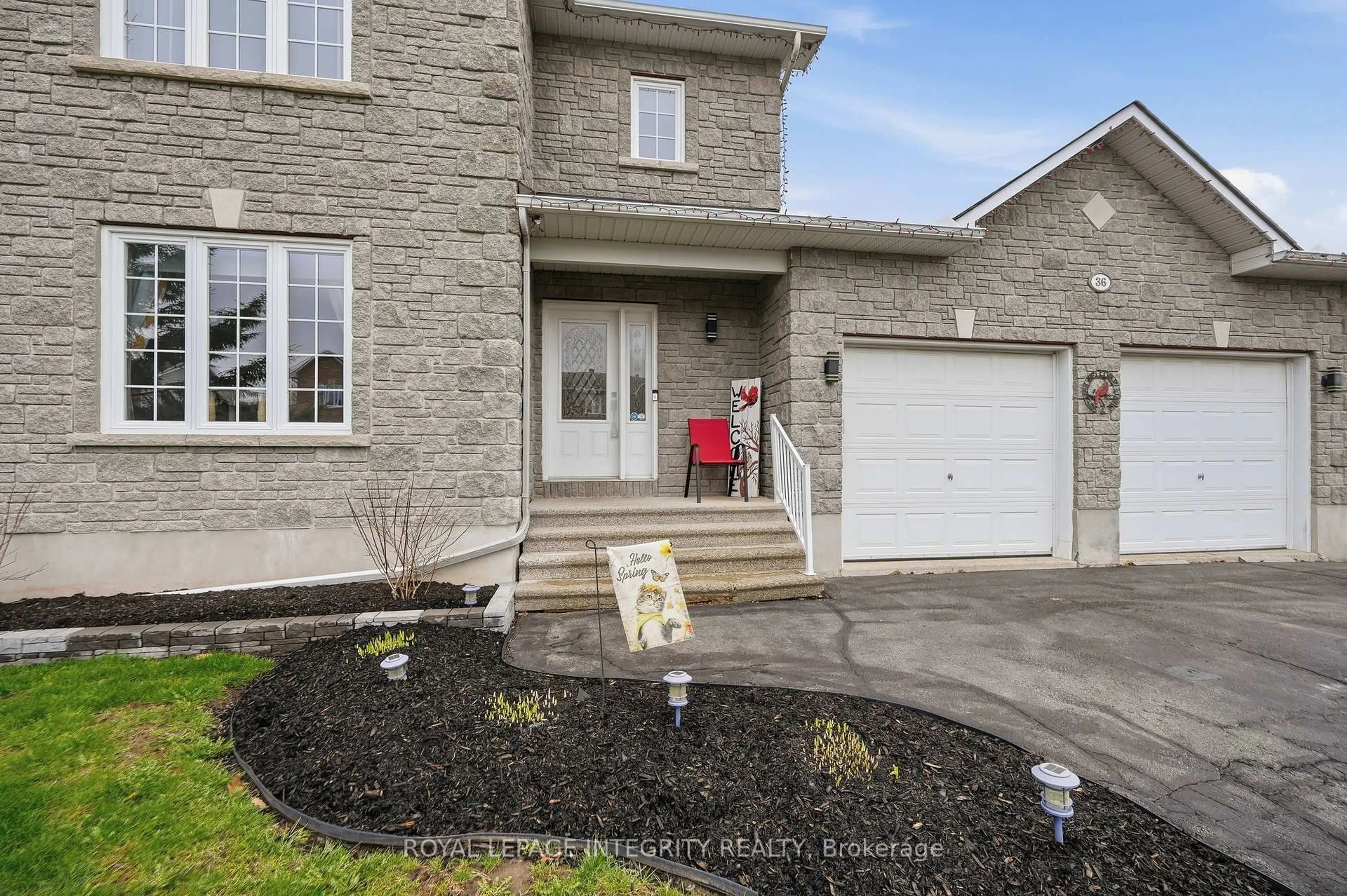 Home with brick exterior material, street for 36 Frontenac Blvd, Russell Ontario K0A 1W0
