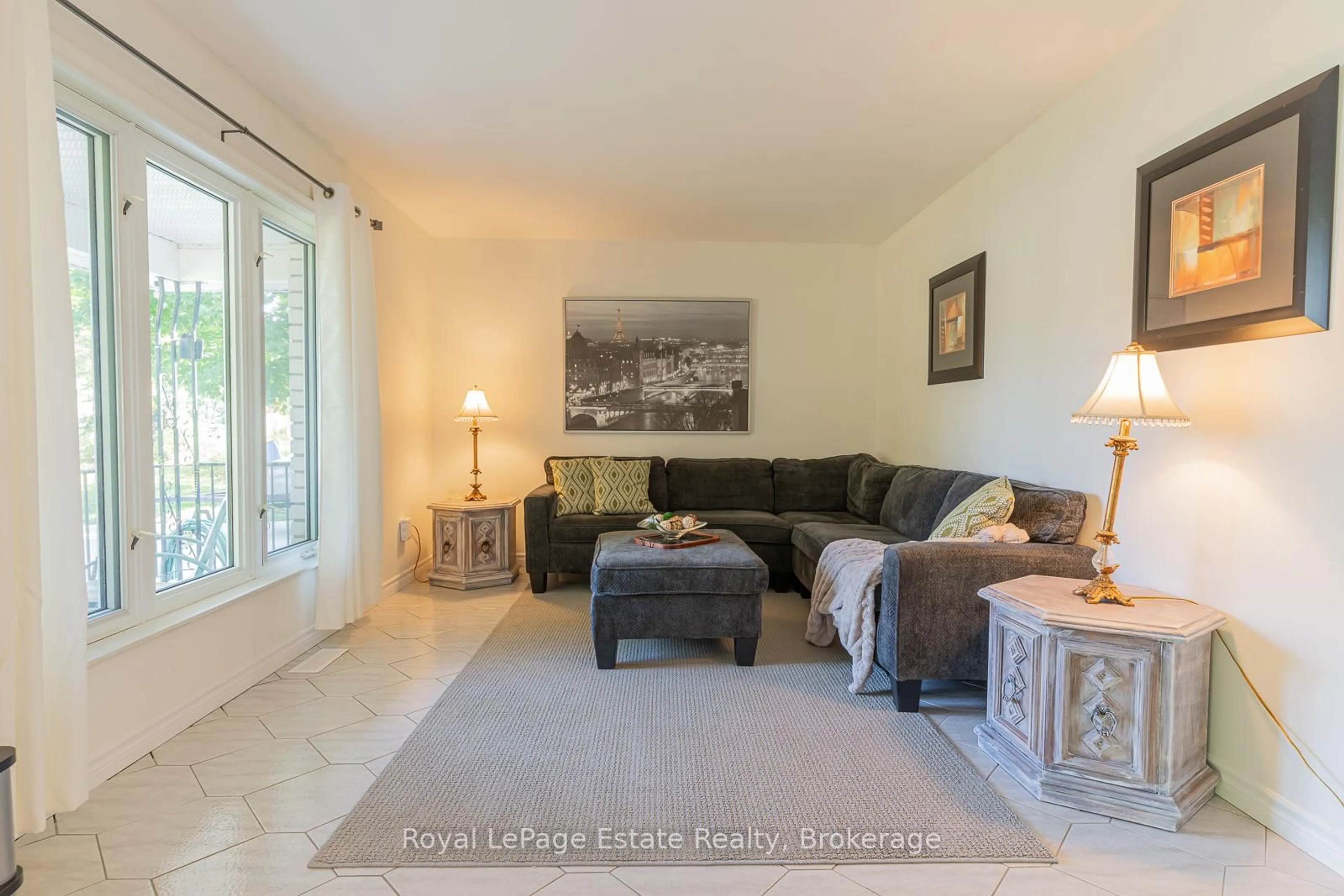 Living room with furniture, unknown for 632 Bannister Dr, South Bruce Peninsula Ontario N0H 2G0