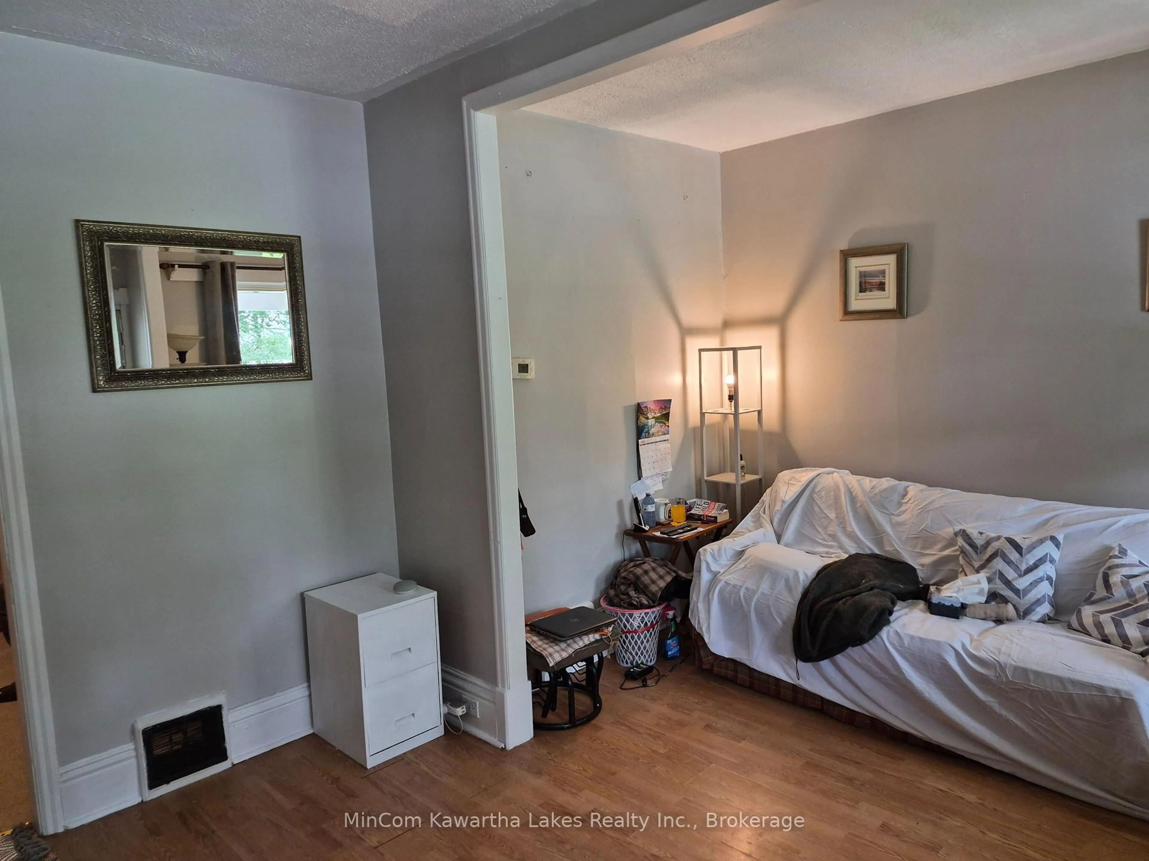 A pic of a room for 460 Driscoll Terr, Peterborough Ontario K9H 1T7