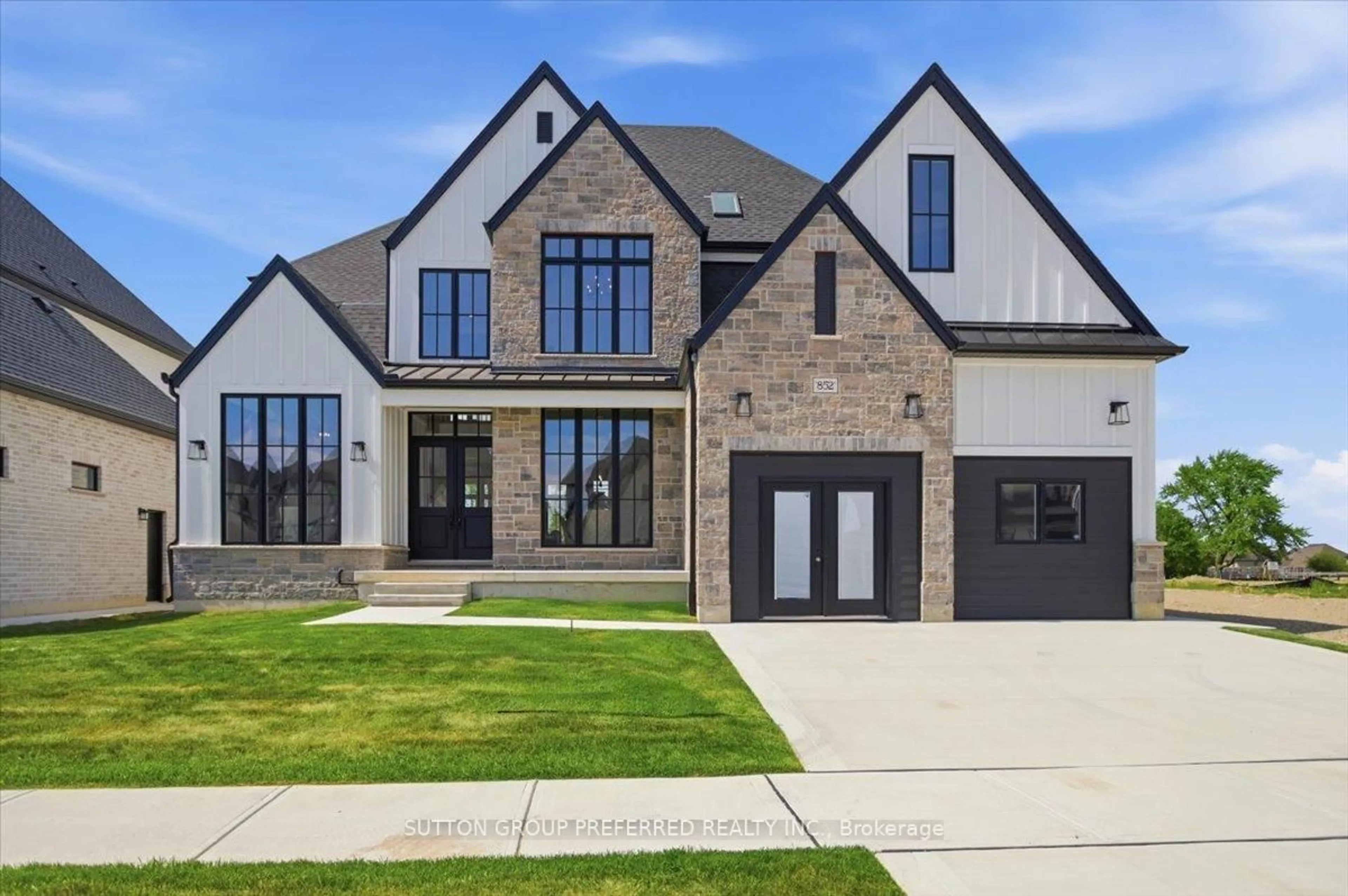 Home with brick exterior material, street for 852 Eagletrace Dr, London North Ontario N6G 3X9
