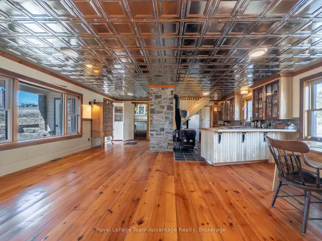 945 Riverside Dr, Parry Sound Remote Area 5