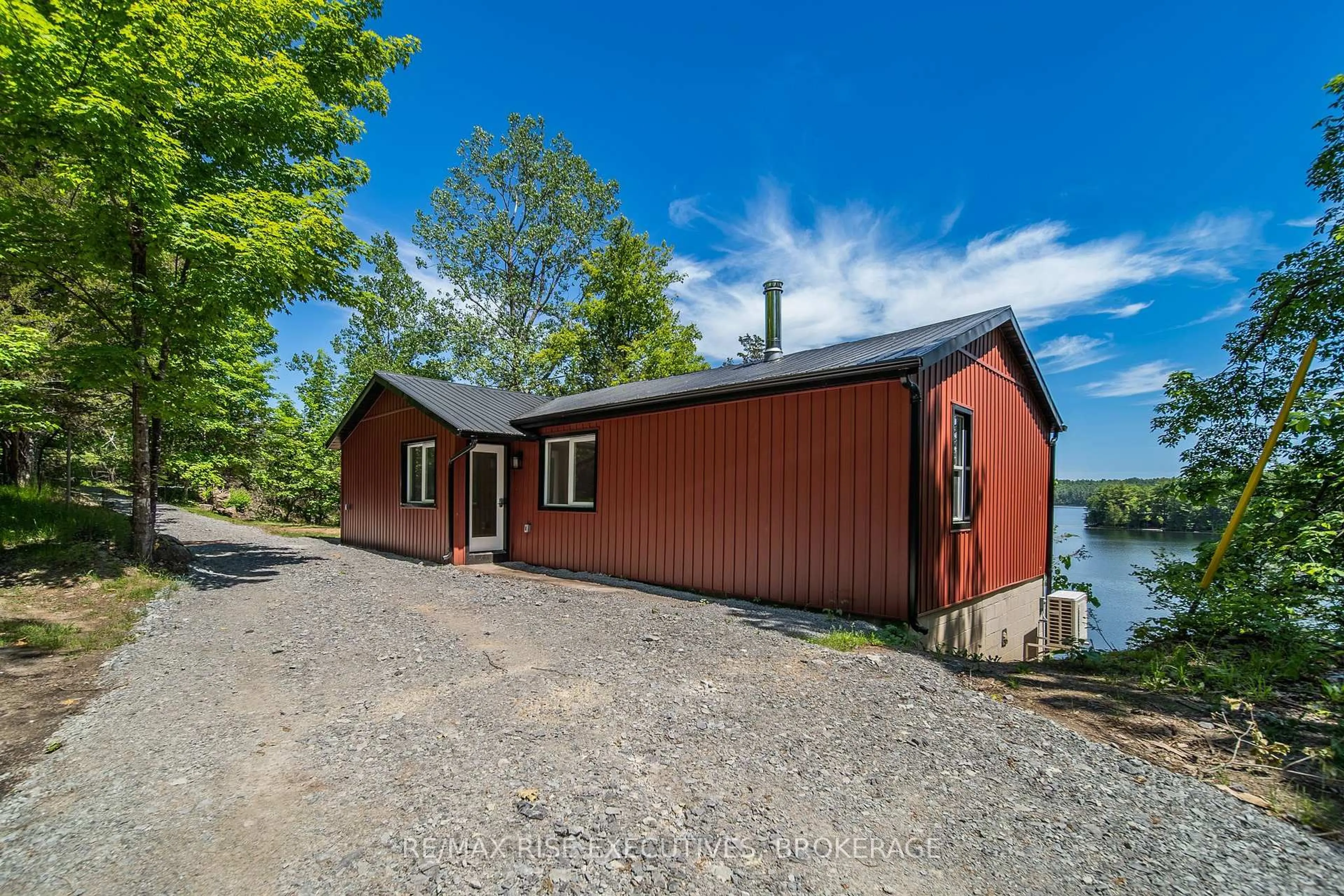 Shed for 1040 Buckhorn Lane, Perth Road Ontario K0H 2L0