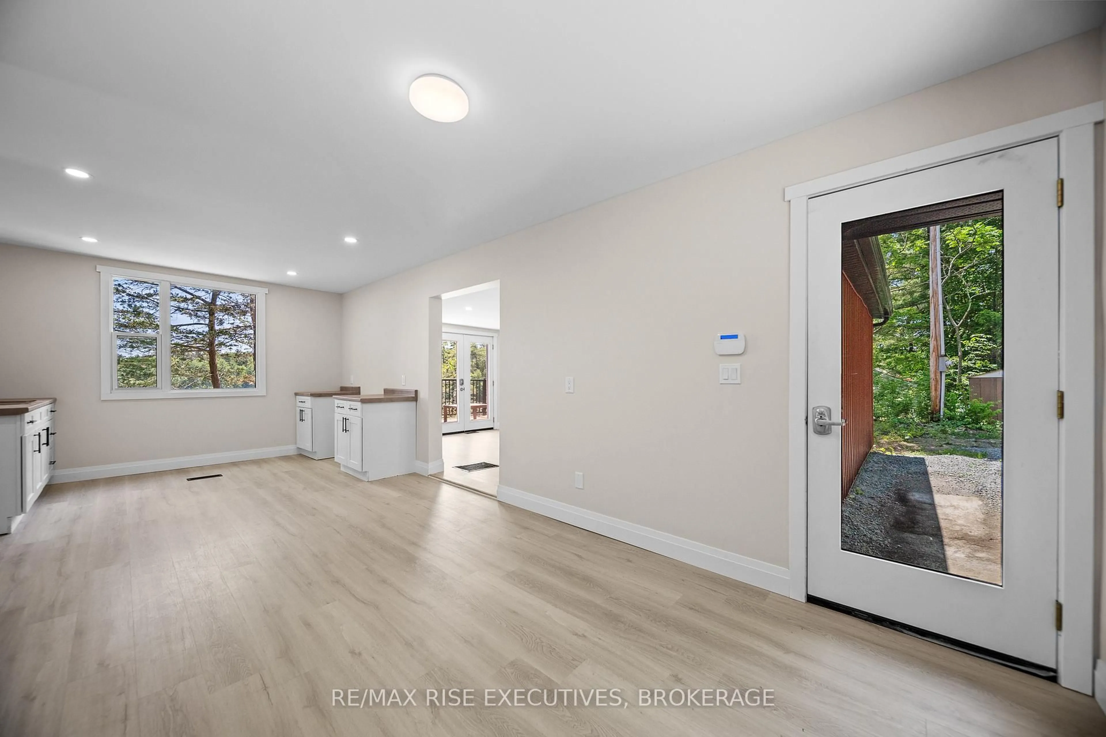 A pic of a room for 1040 Buckhorn Lane, Perth Road Ontario K0H 2L0