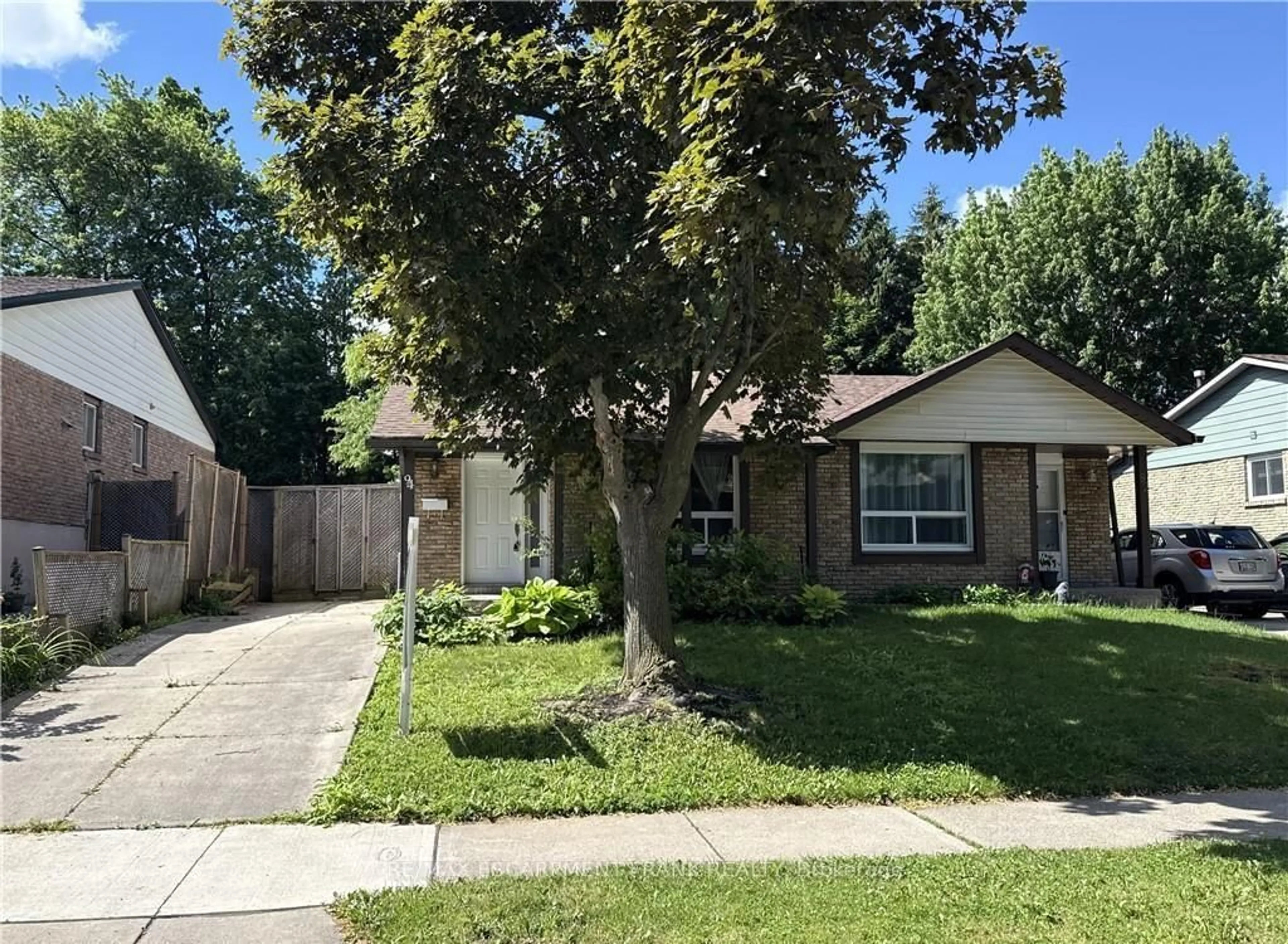 Home with brick exterior material, street for 94 WENDOVER Dr, Hamilton Ontario L9C 5X5