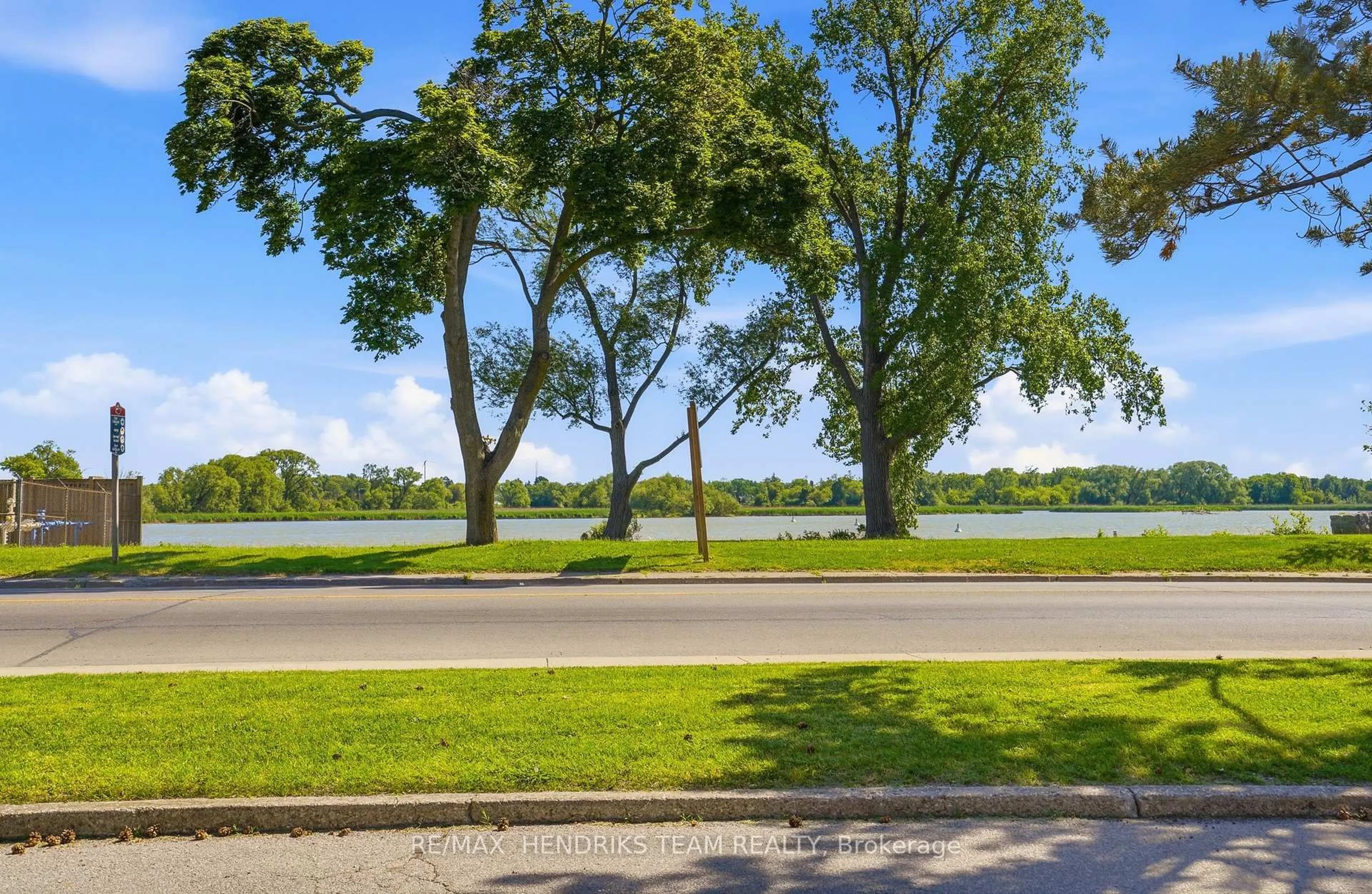 Patio, water/lake/river/ocean view for 105 Main St #38, Haldimand Ontario N1A 3C8