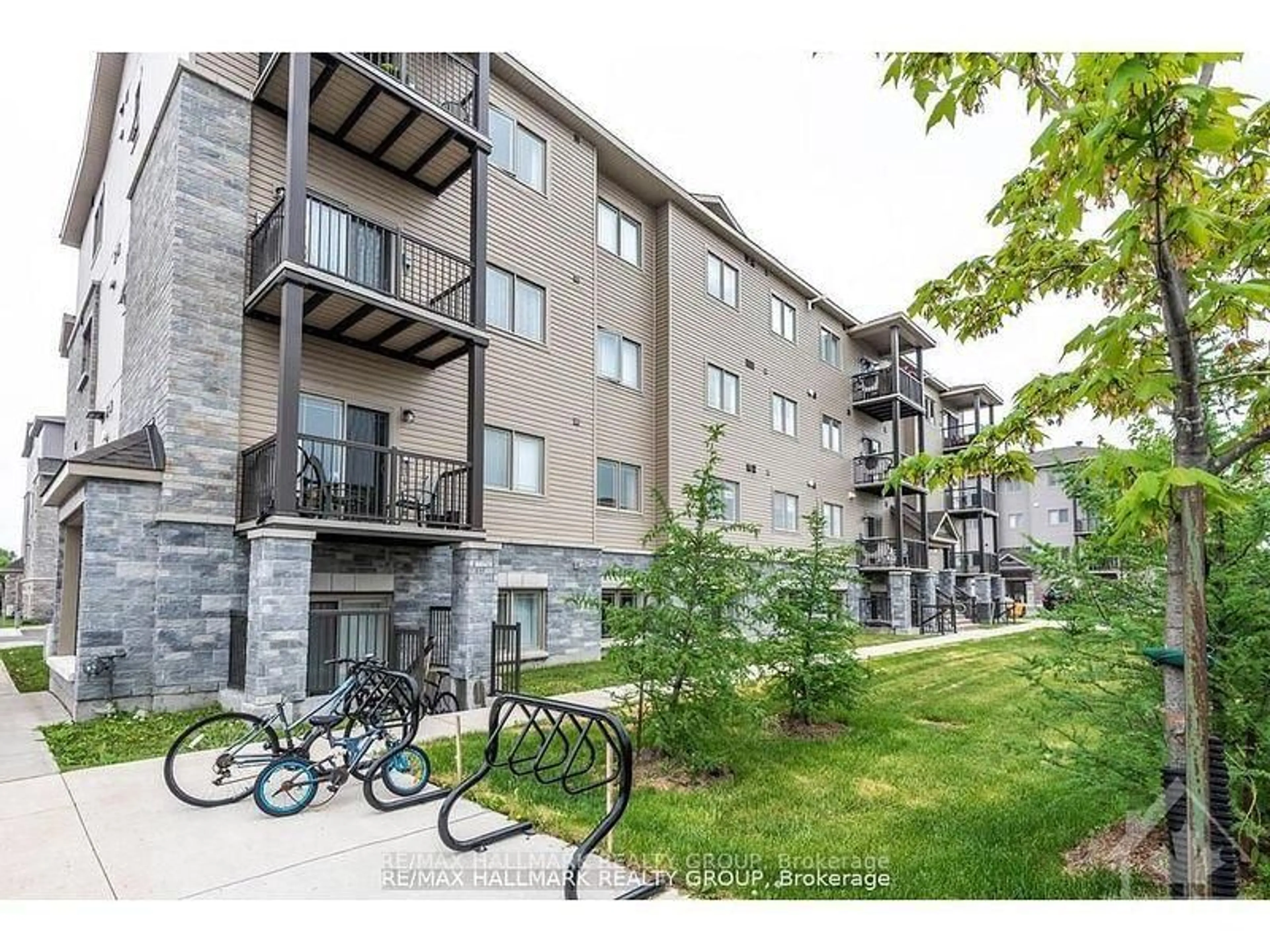 Patio, street for 340 Tribeca Private #10, Ottawa Ontario K2J 6B4