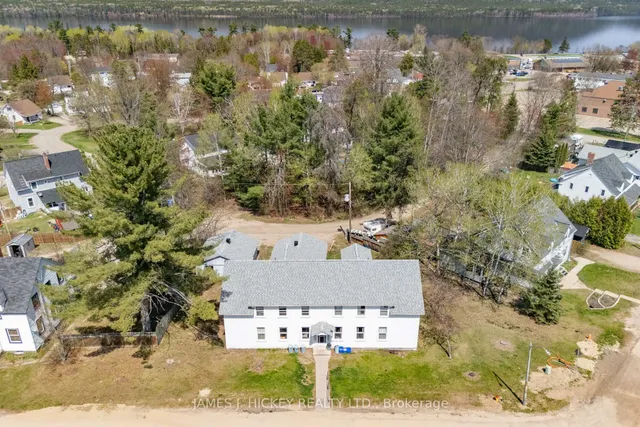 14 Huron St, Deep River 4