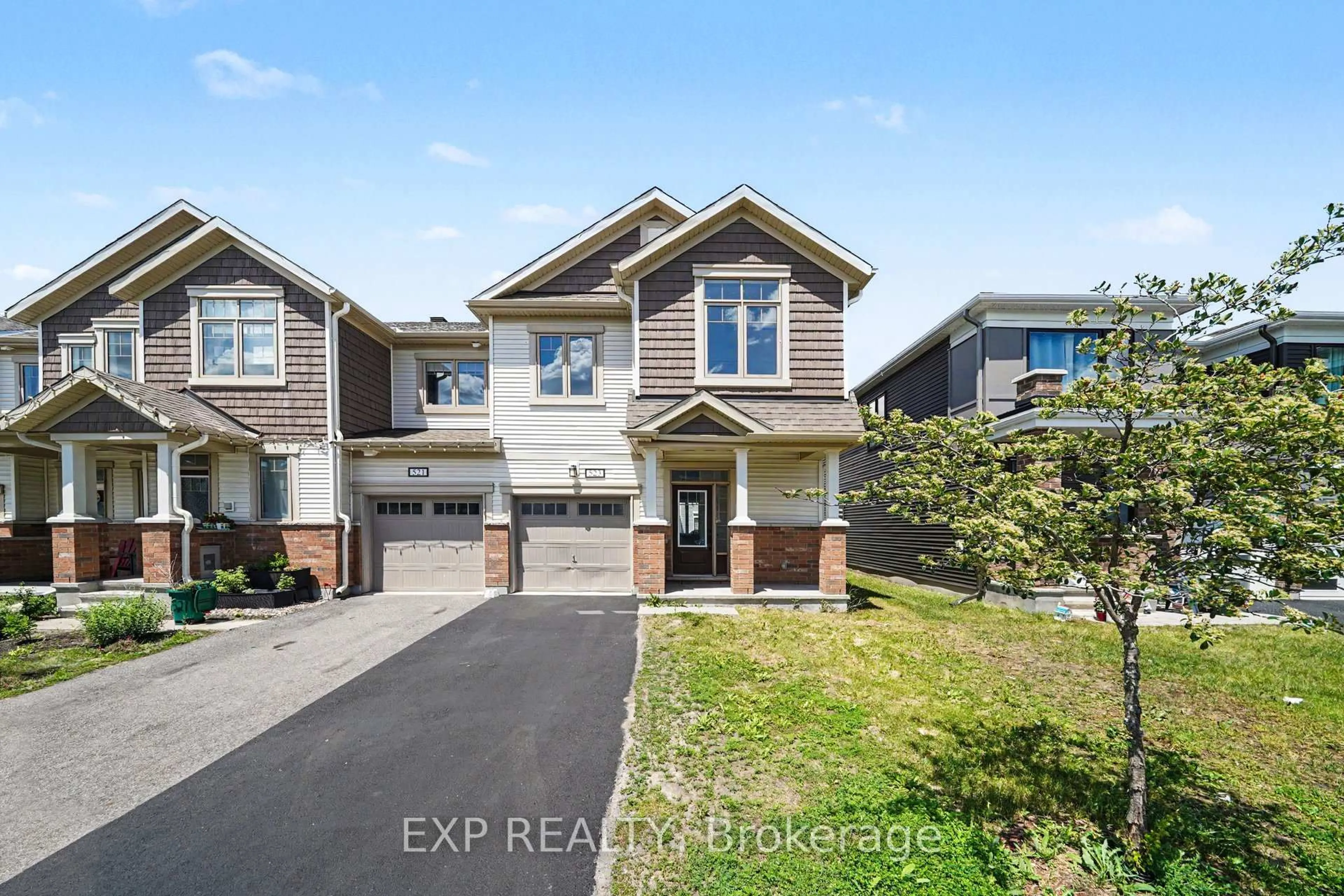 A pic from outside/outdoor area/front of a property/back of a property/a pic from drone, street for 523 Catleaf Row, Ottawa Ontario K4A 5J2