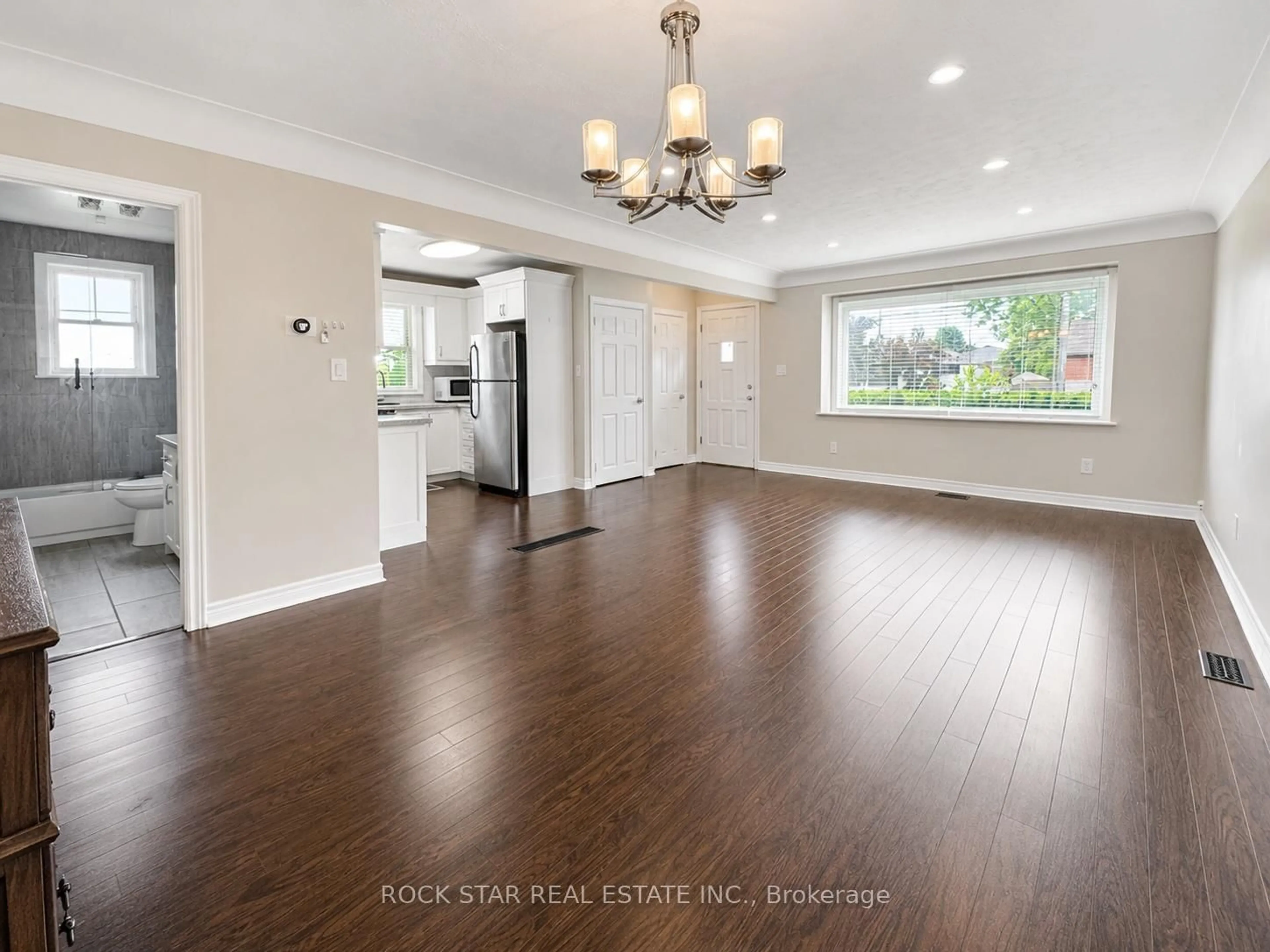 Open concept kitchen, unknown for 144 Winchester Blvd, Hamilton Ontario L8T 2N2