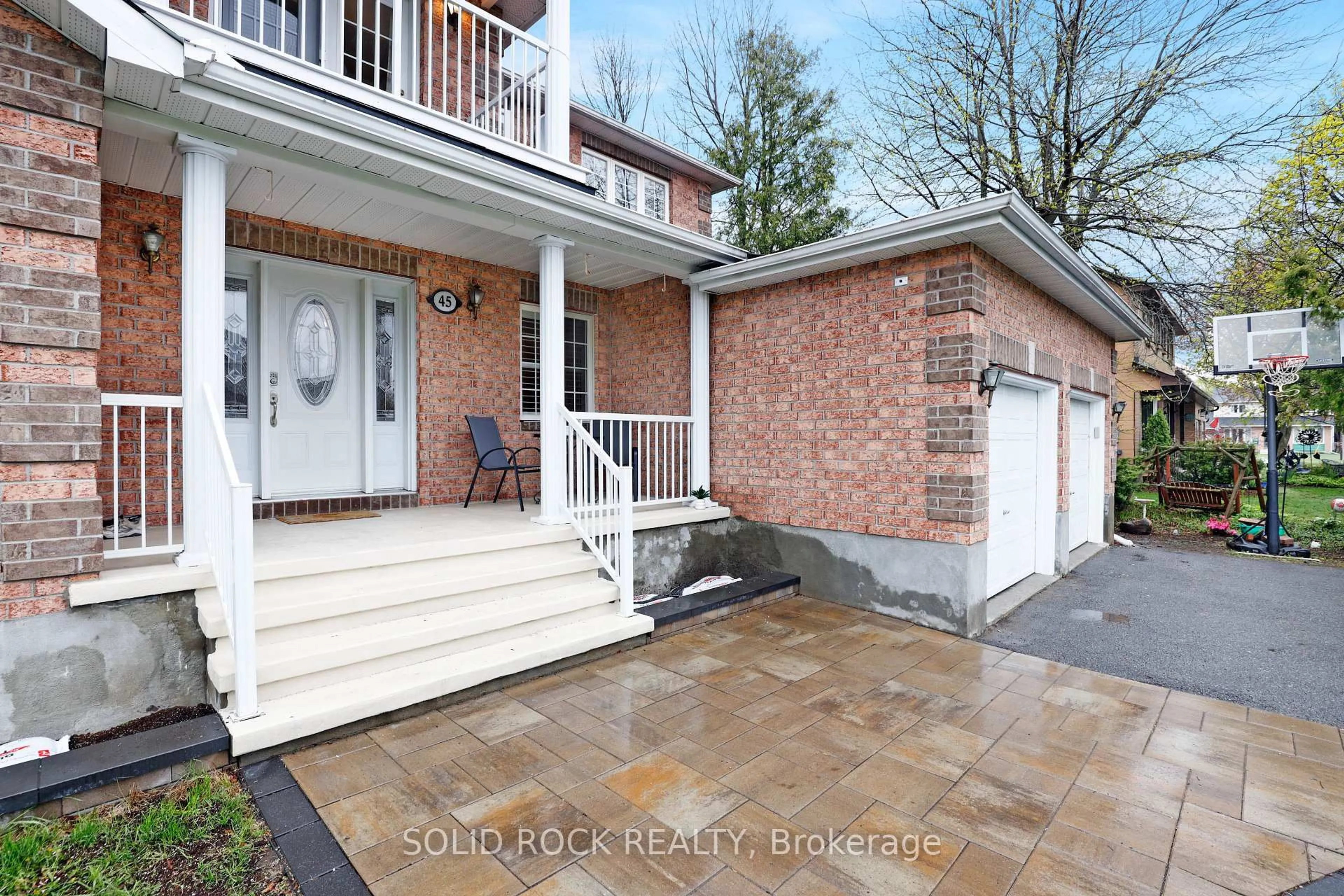 Unknown for 45 Basswood Ave, Stittsville Ontario K2S 1X3