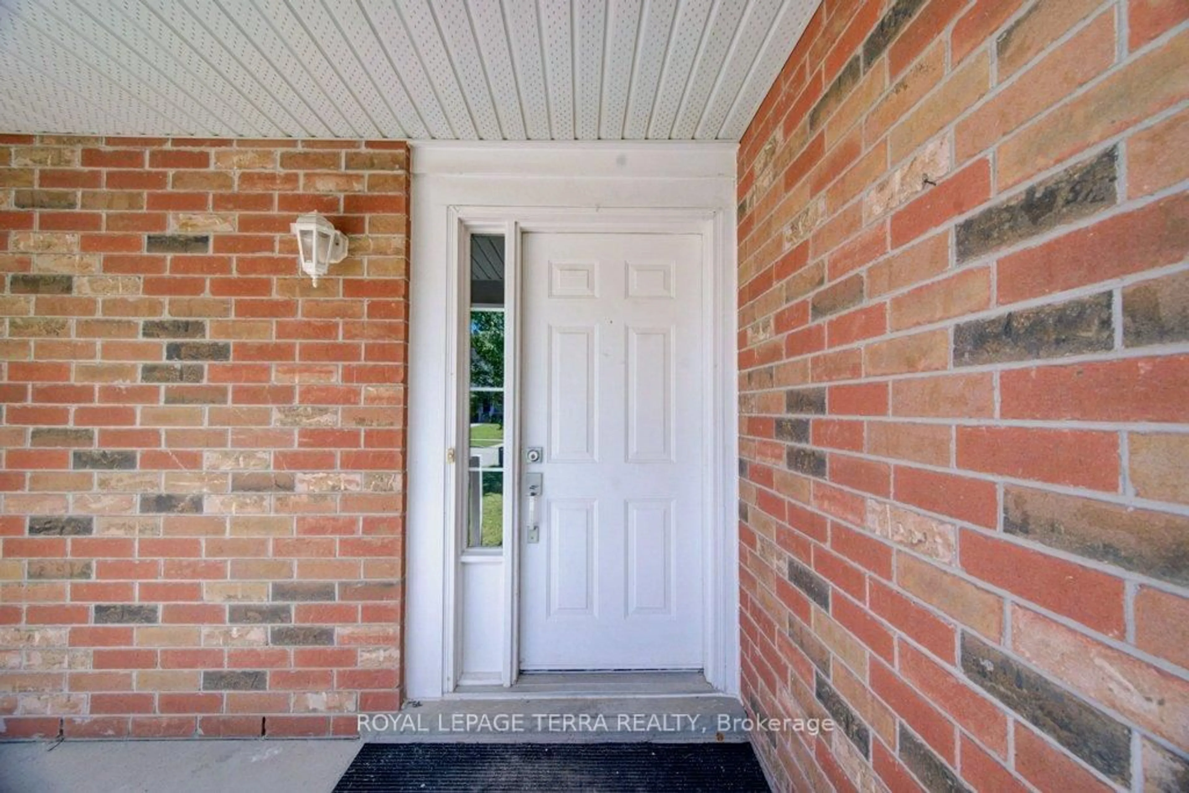 Indoor entryway for 139 WERSTINE Terr, Cambridge Ontario N3C 4H1