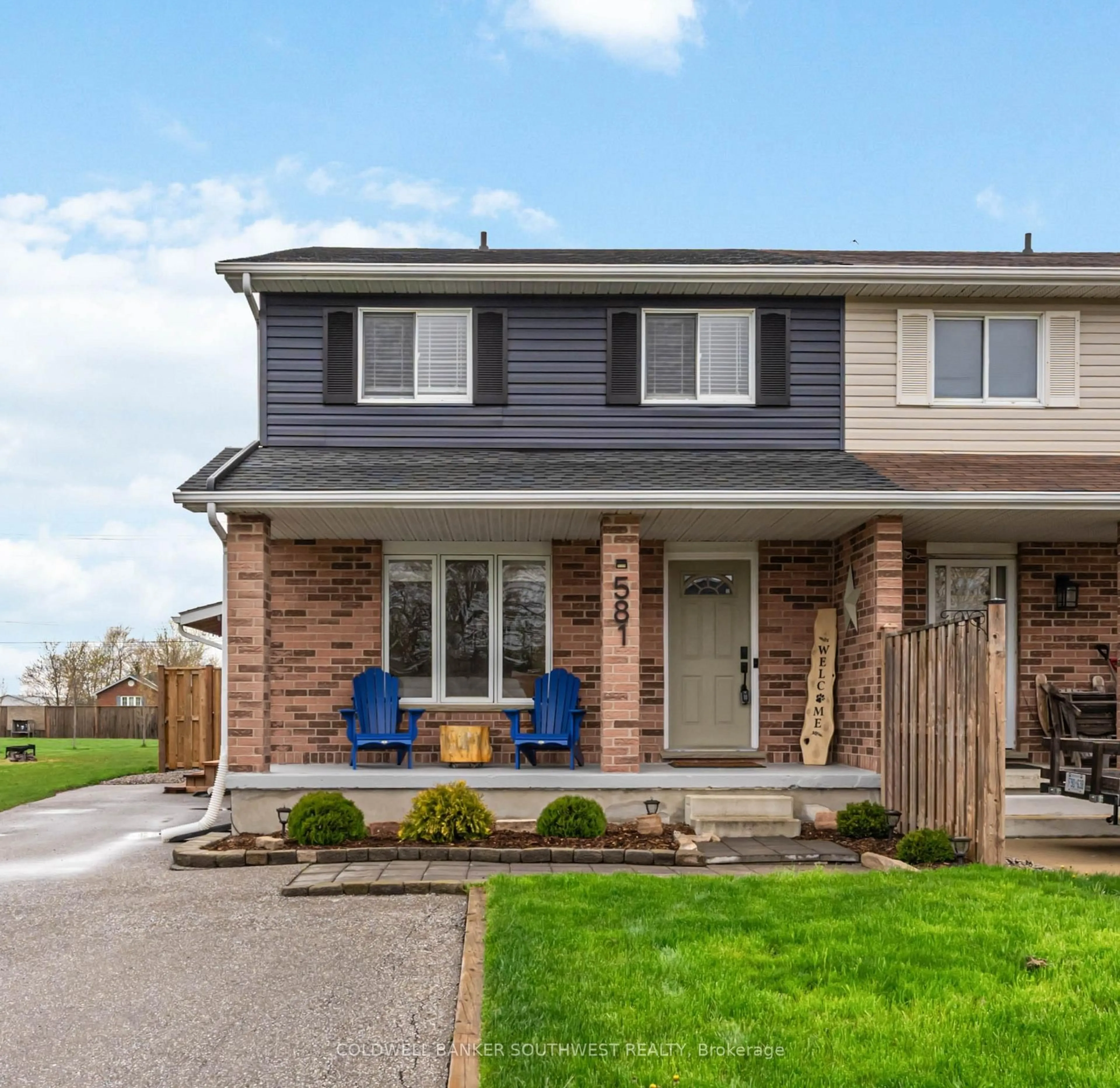 Home with brick exterior material, street for 581 Scenic Dr, Warwick Ontario N0M 2S0