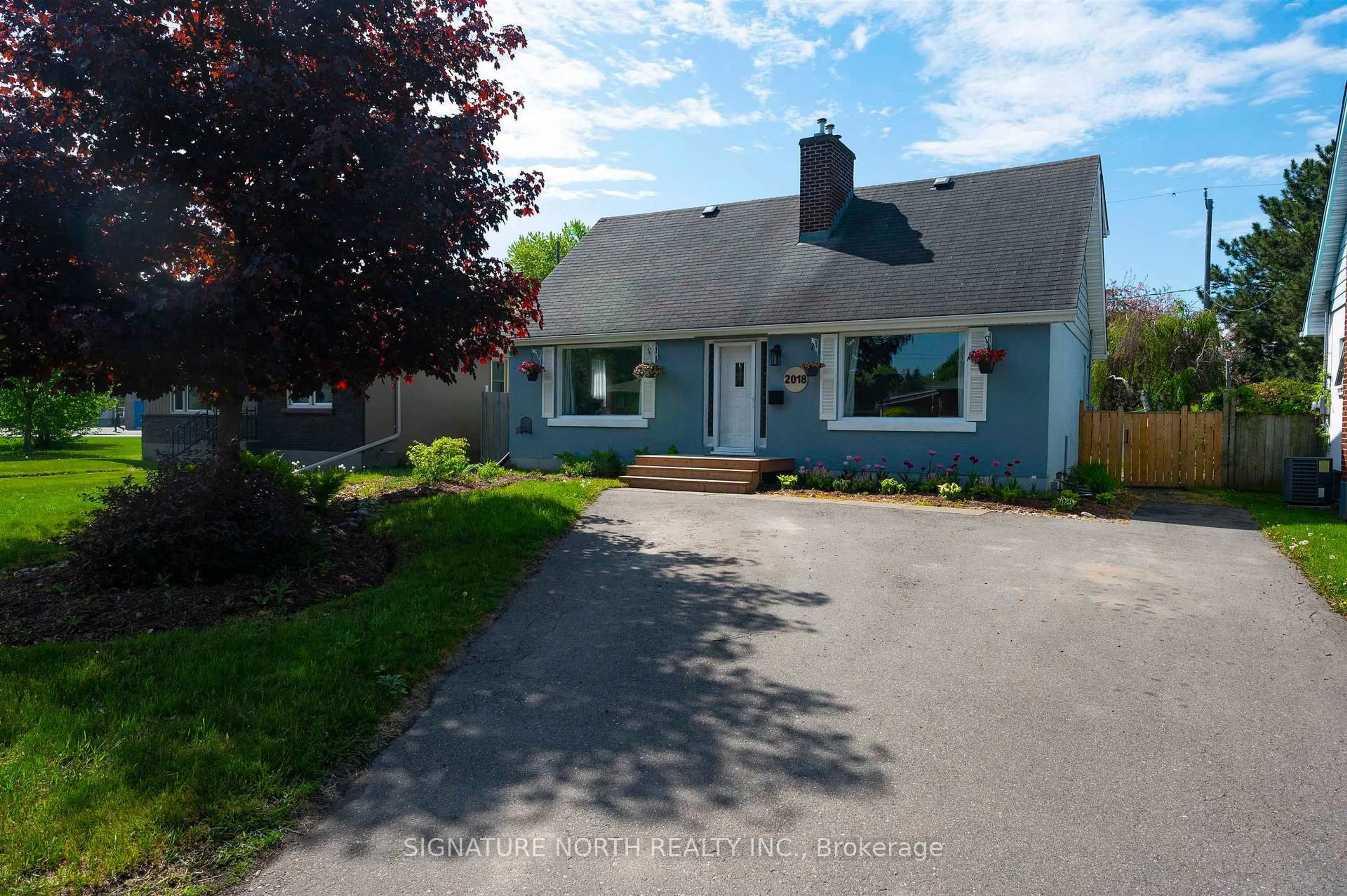 A pic from outside/outdoor area/front of a property/back of a property/a pic from drone, street for 2018 Donald Street East, Thunder Bay Ontario P7E 5W8