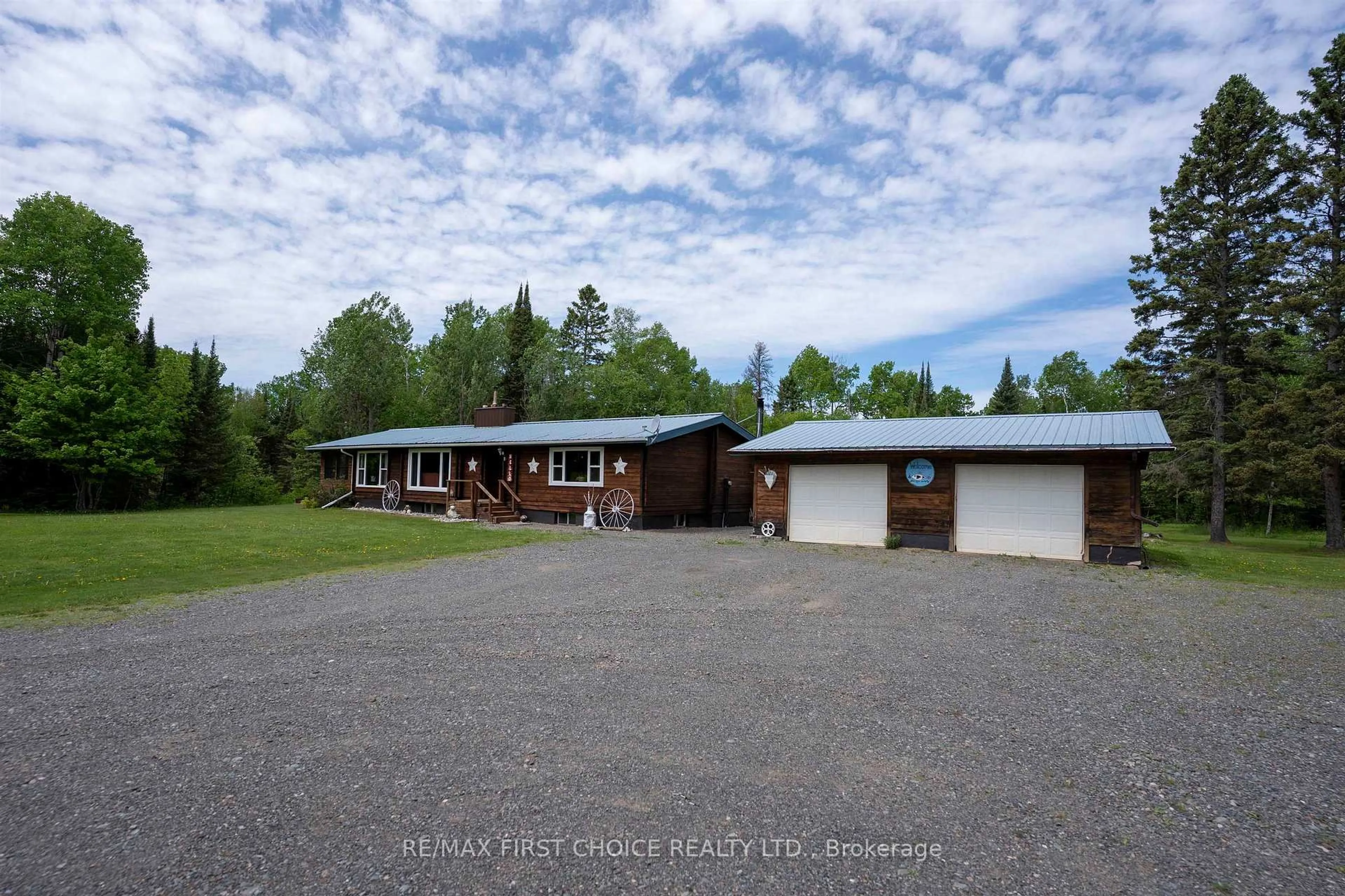A pic from outside/outdoor area/front of a property/back of a property/a pic from drone, unknown for 61 Oliver Creek Rd, Neebing Ontario P7L 0C3
