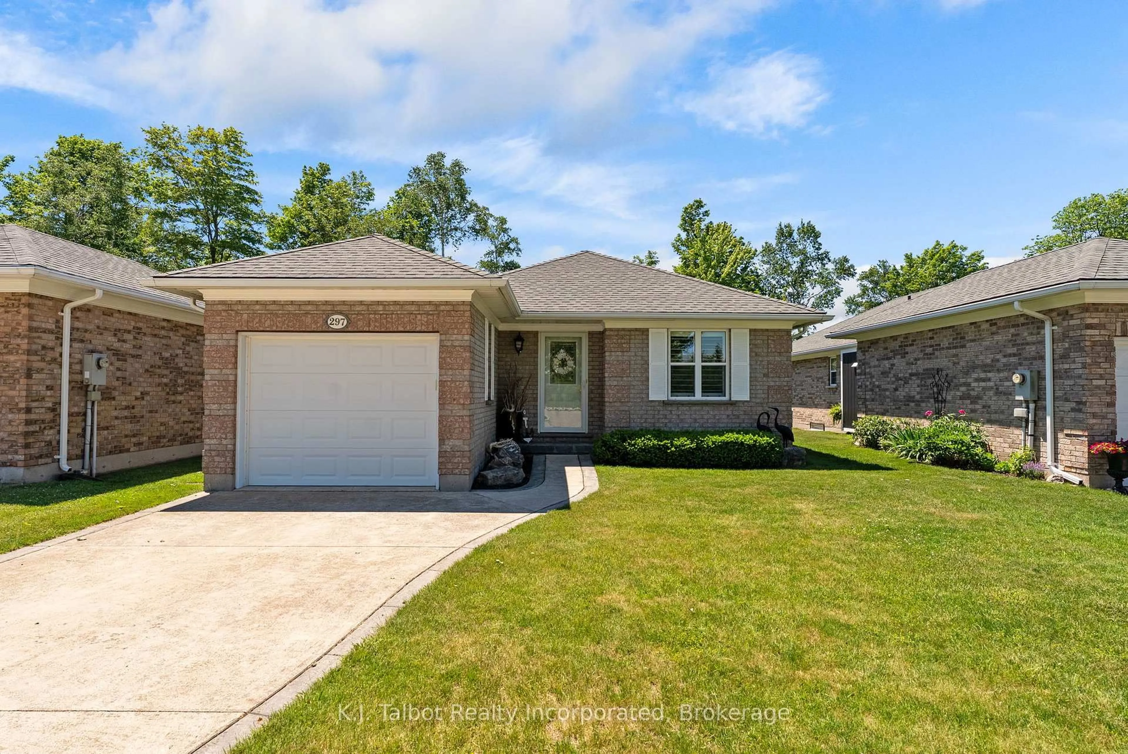 Home with brick exterior material, street for 297 Bethune Cres, Goderich Ontario N7A 4M6